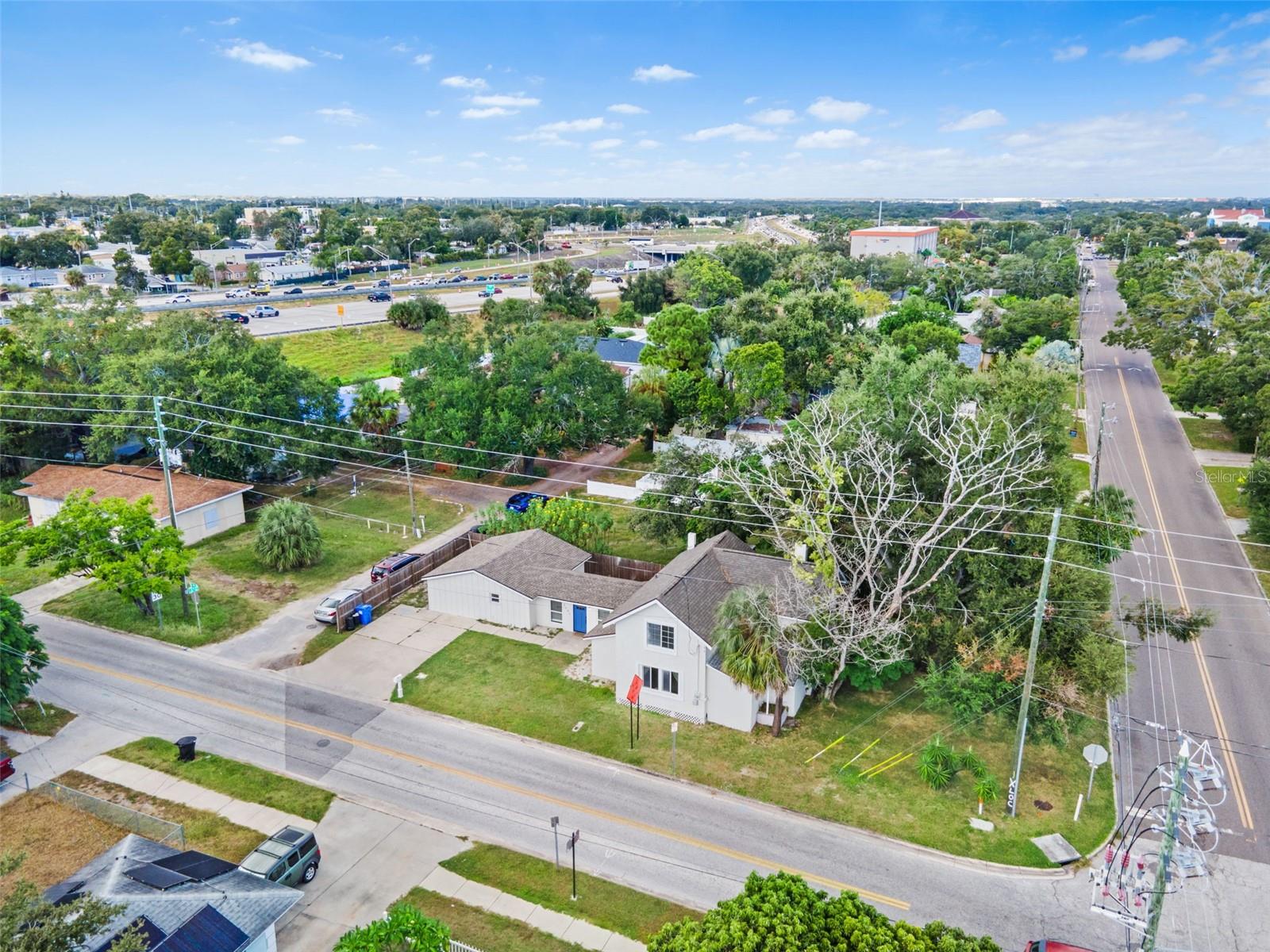 Image 15 of 37 For 2201 50th Avenue N