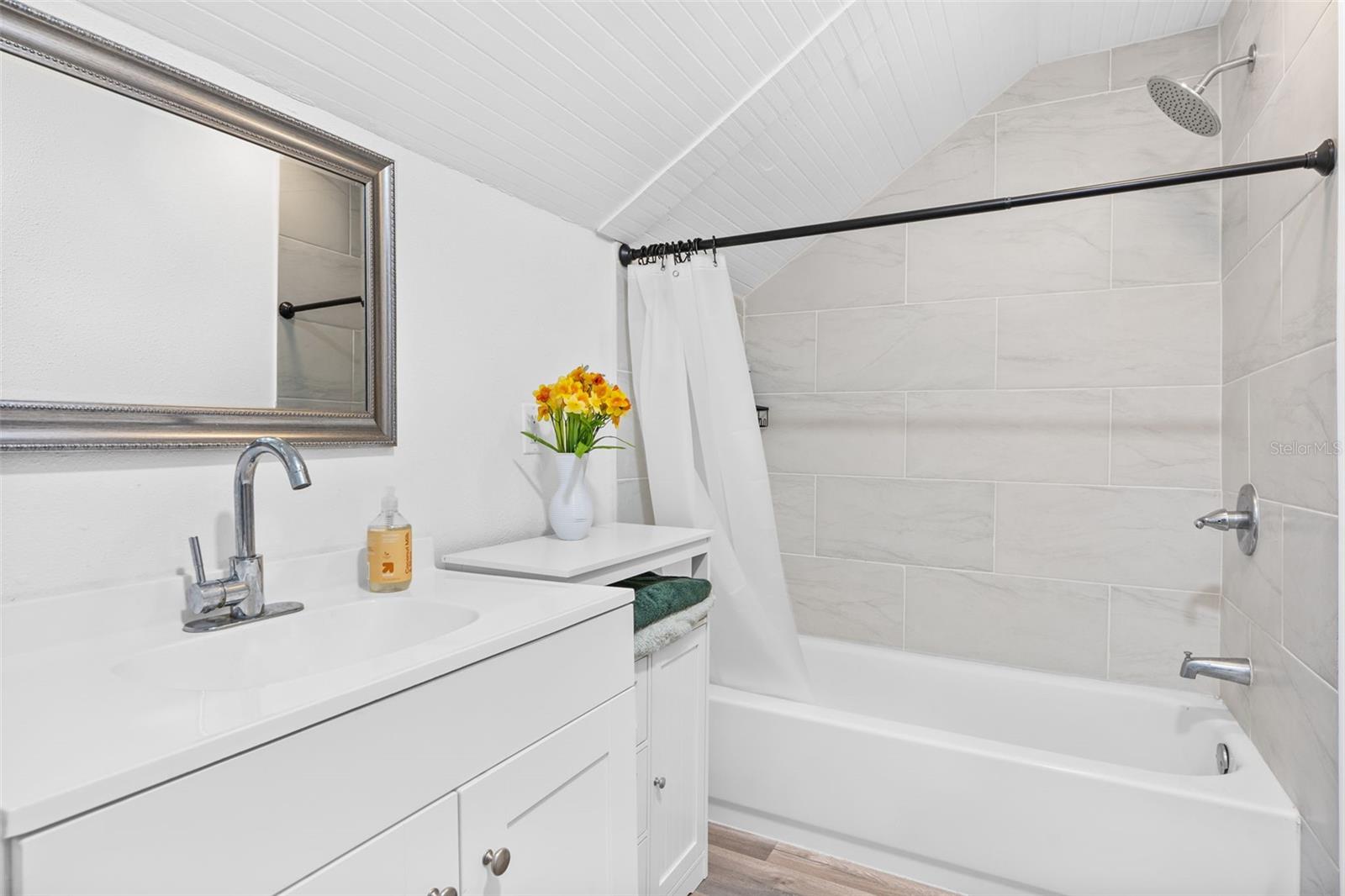 Image 35 of 37 For 2201 50th Avenue N