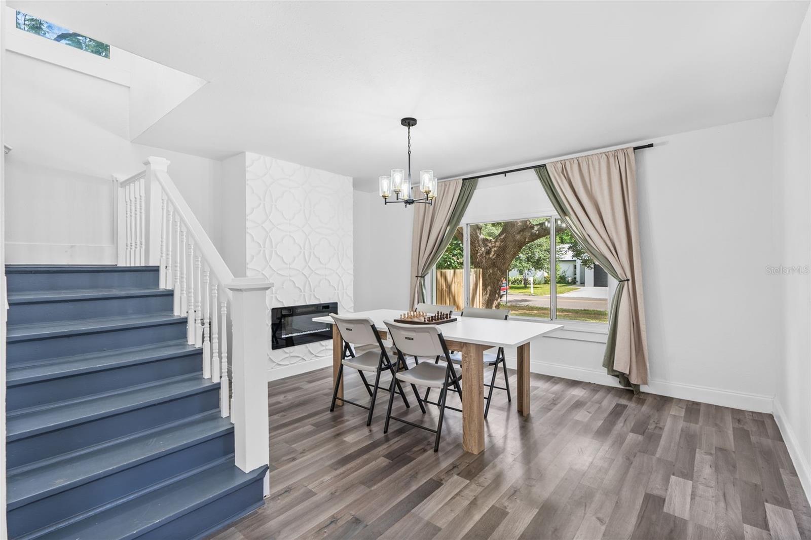 Image 7 of 37 For 2201 50th Avenue N