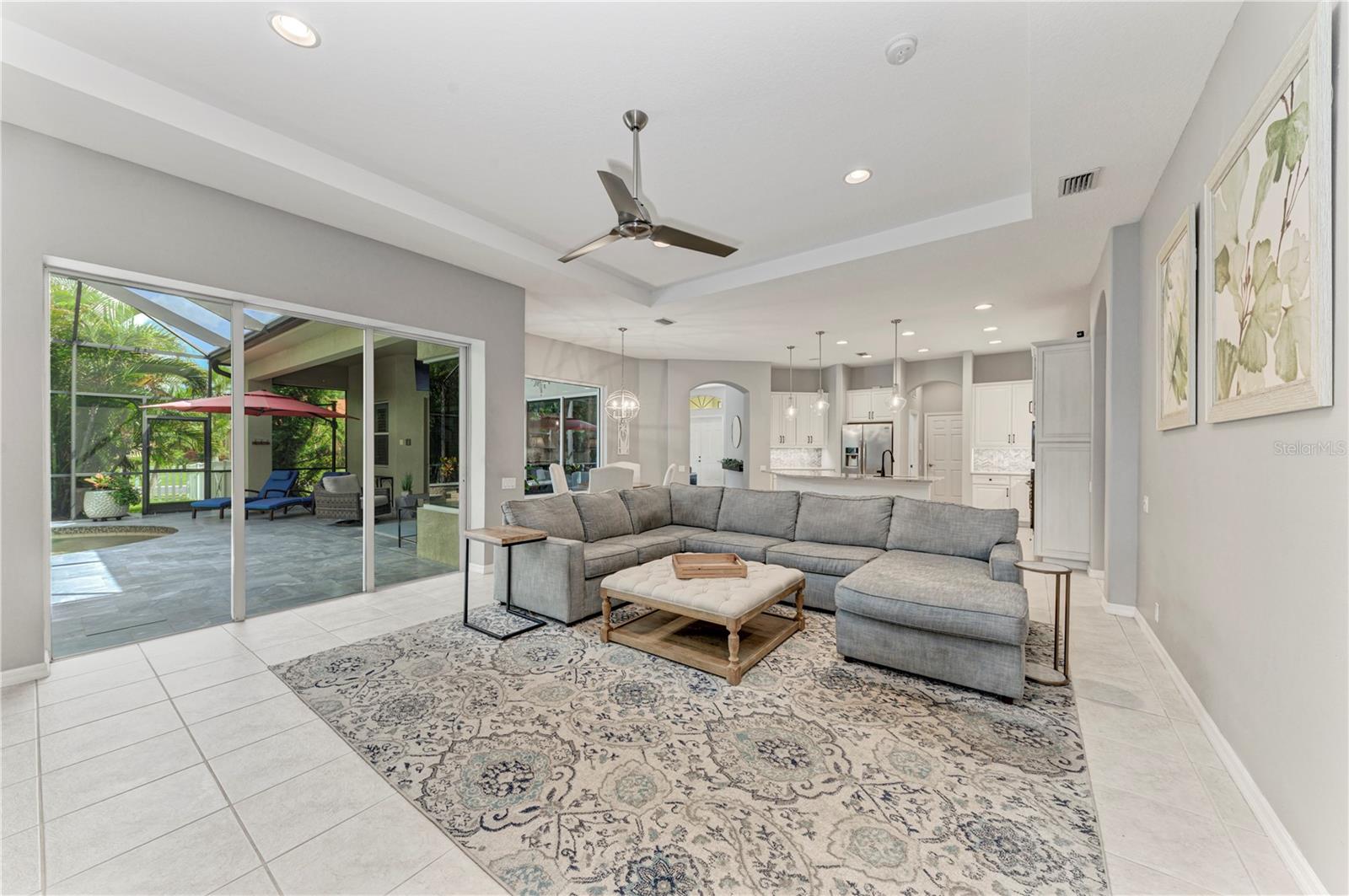 Image 16 of 67 For 12827 Penguin Drive