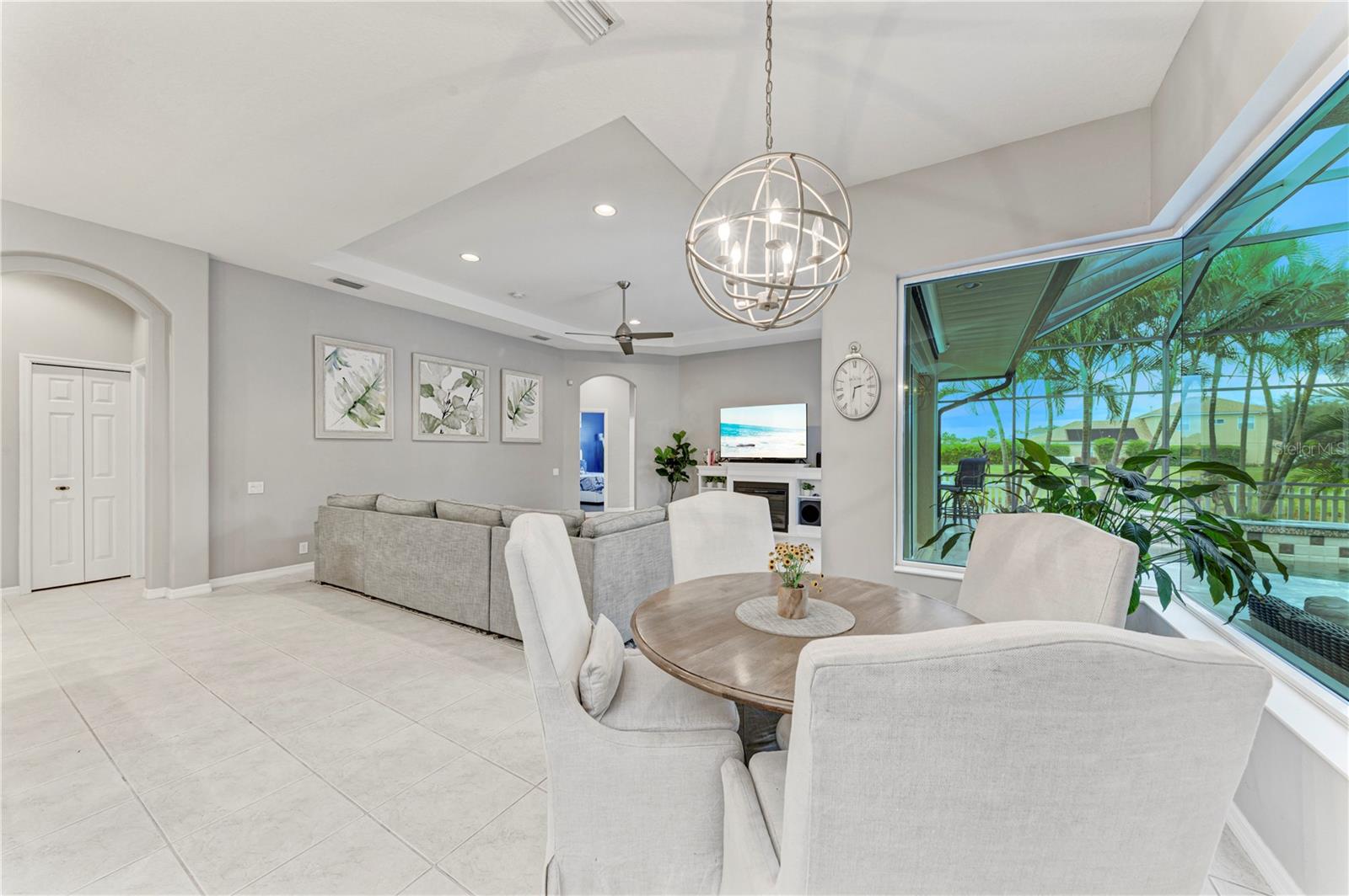 Image 20 of 67 For 12827 Penguin Drive