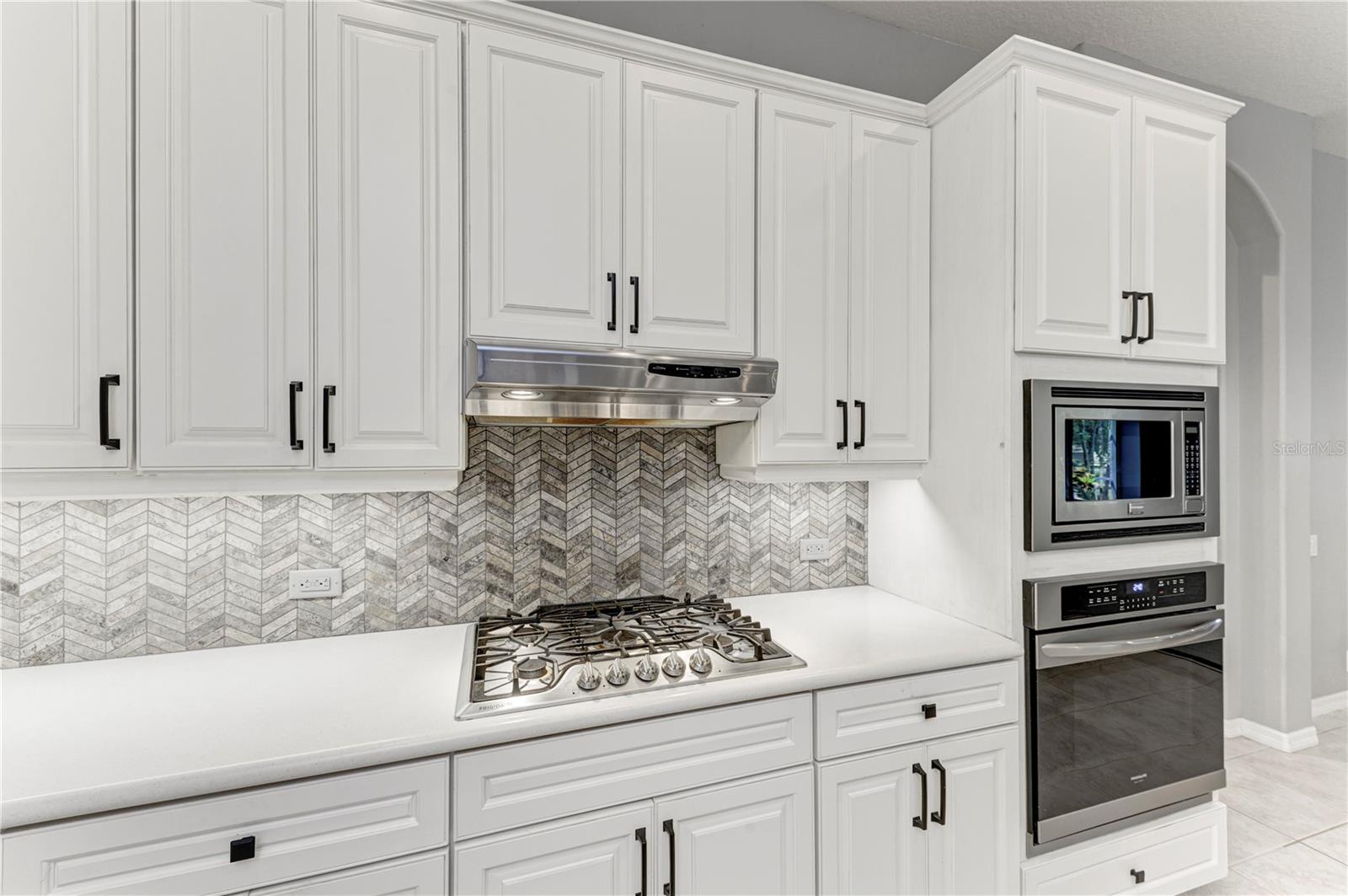 Image 24 of 67 For 12827 Penguin Drive