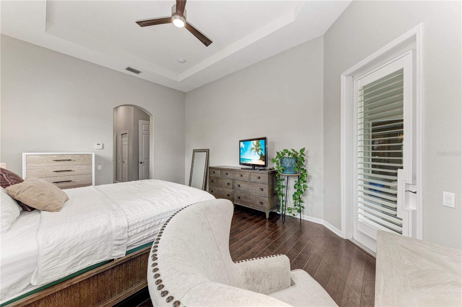 Image 32 of 67 For 12827 Penguin Drive