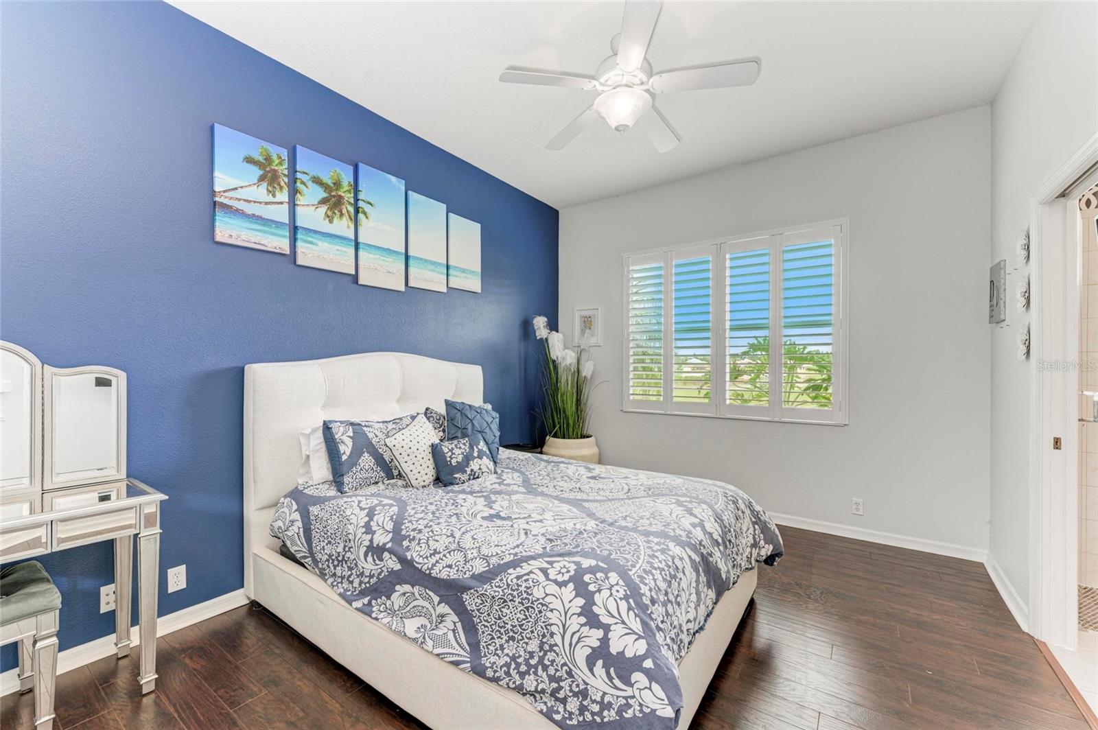 Image 33 of 67 For 12827 Penguin Drive