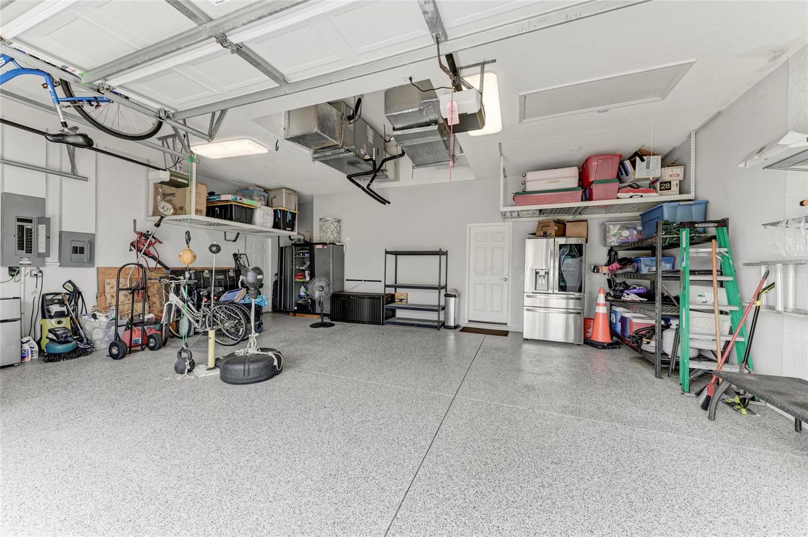 Image 39 of 67 For 12827 Penguin Drive