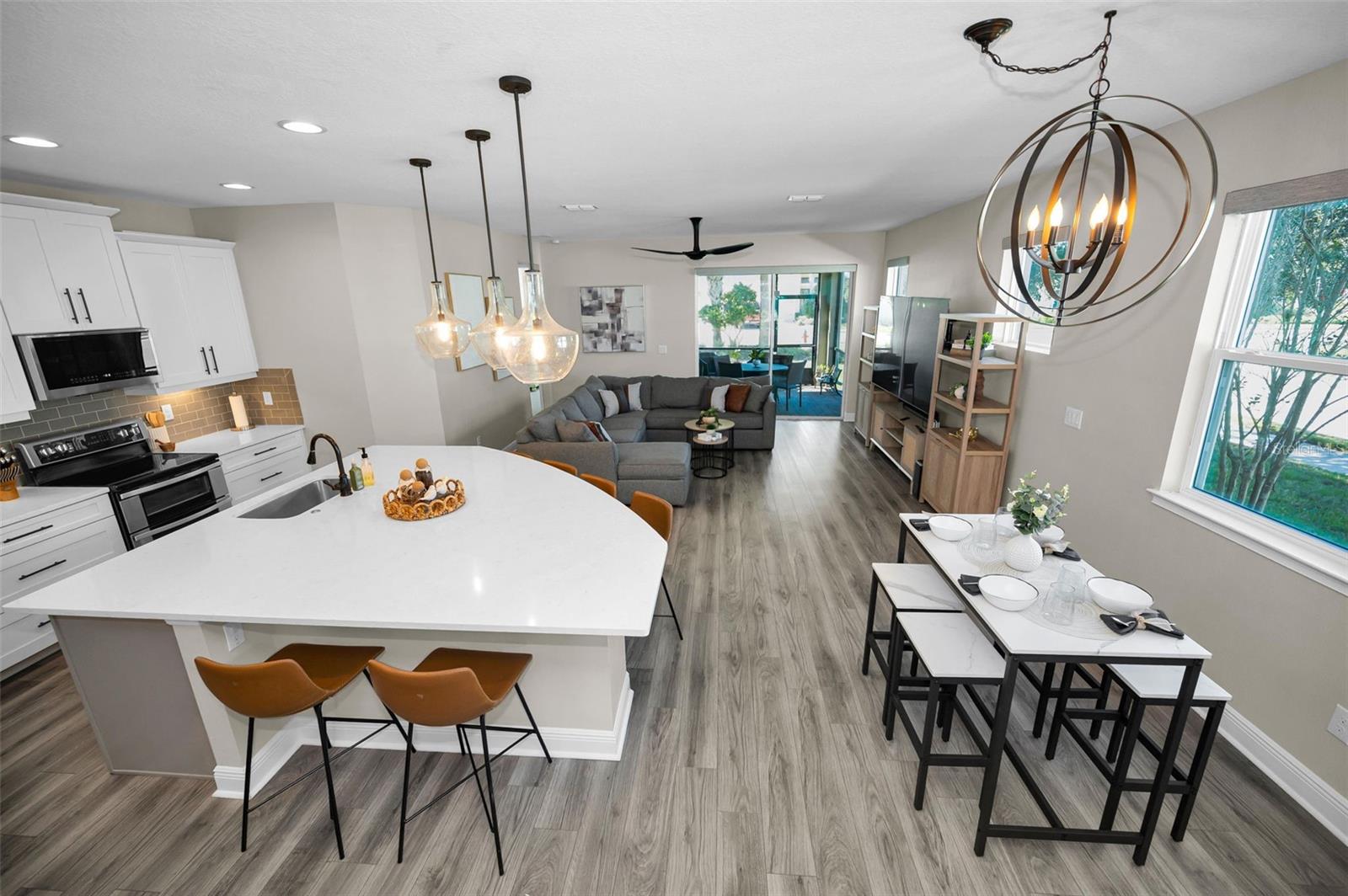 Image 11 of 61 For 2315 Sunset Wind Loop