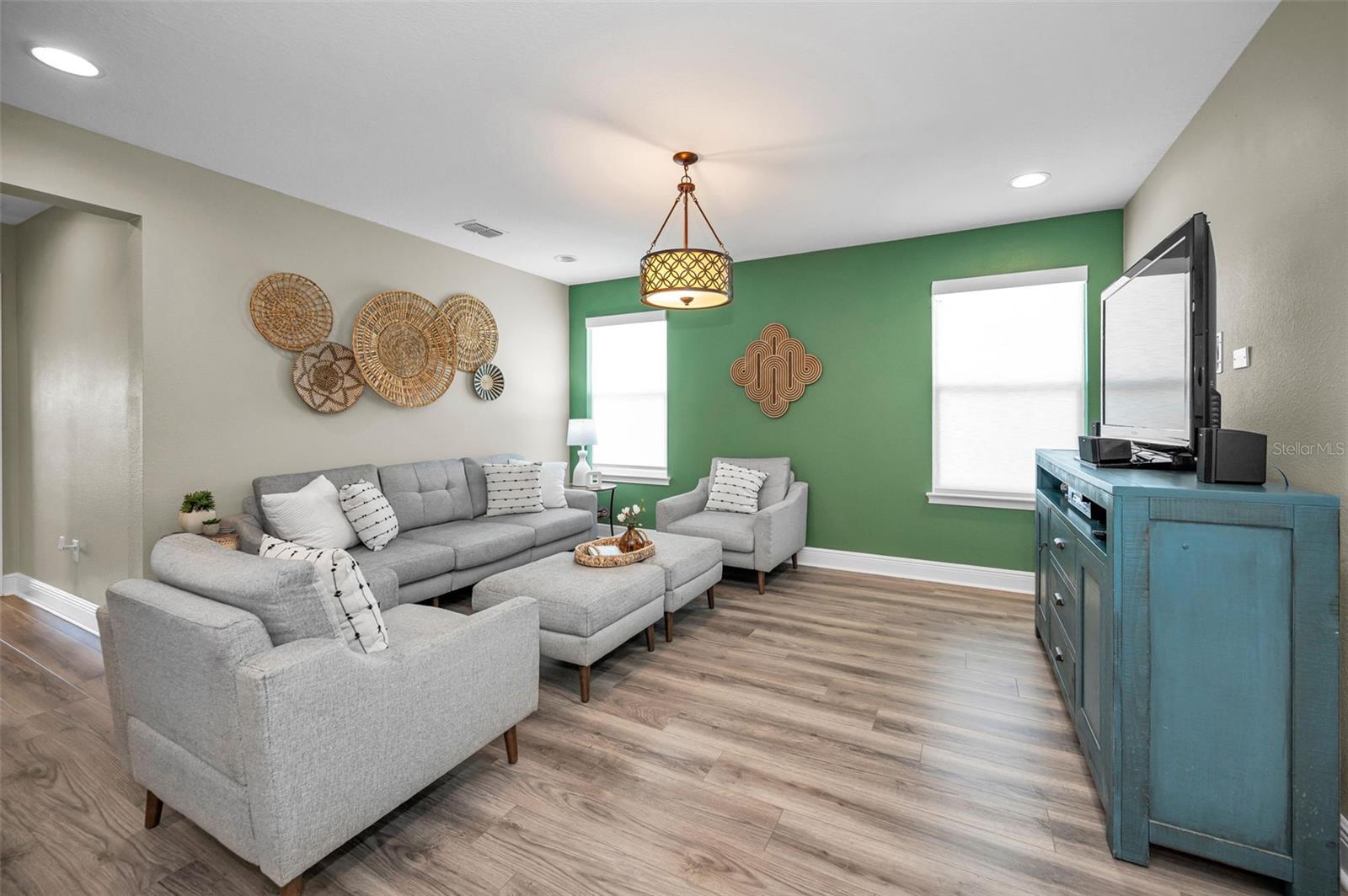 Image 19 of 61 For 2315 Sunset Wind Loop