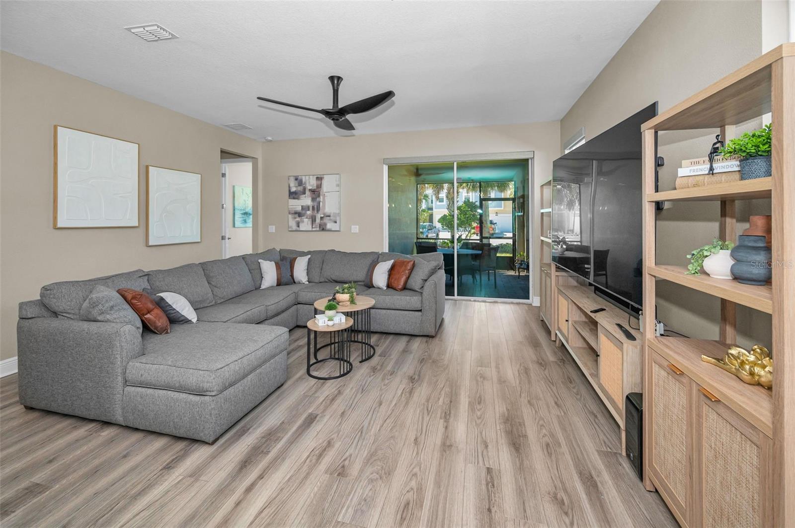 Image 34 of 61 For 2315 Sunset Wind Loop