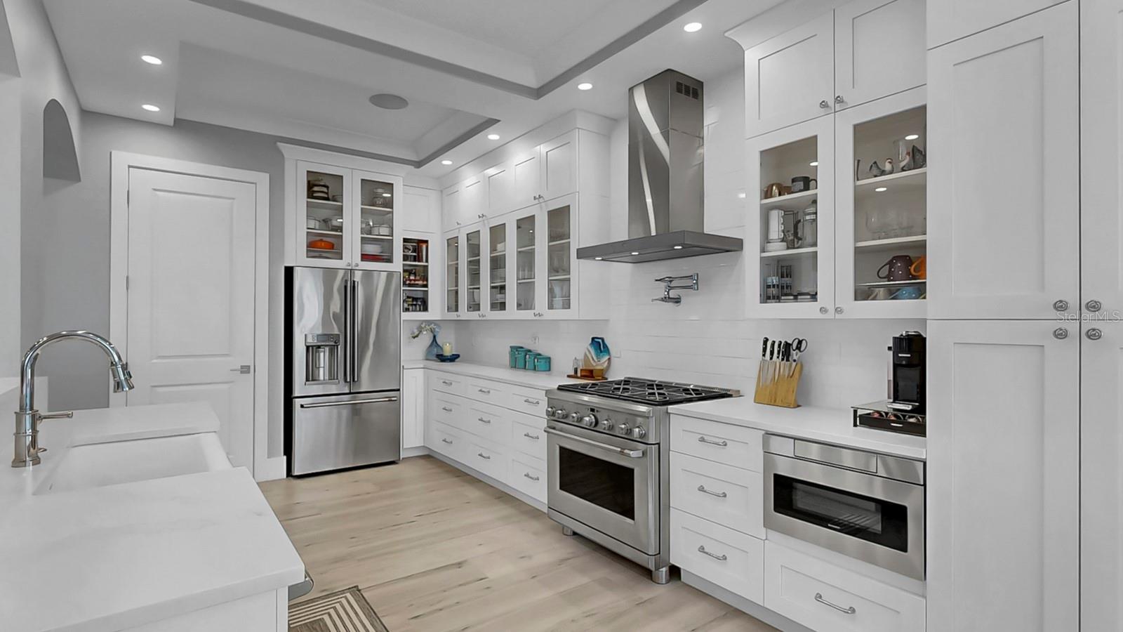 Image 21 of 100 For 701 Pinckney Drive