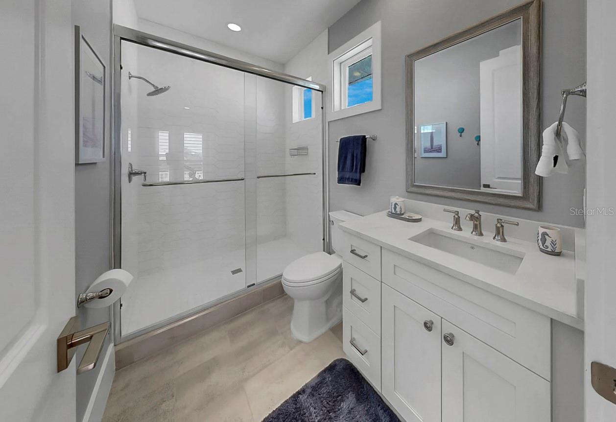 Image 46 of 100 For 701 Pinckney Drive