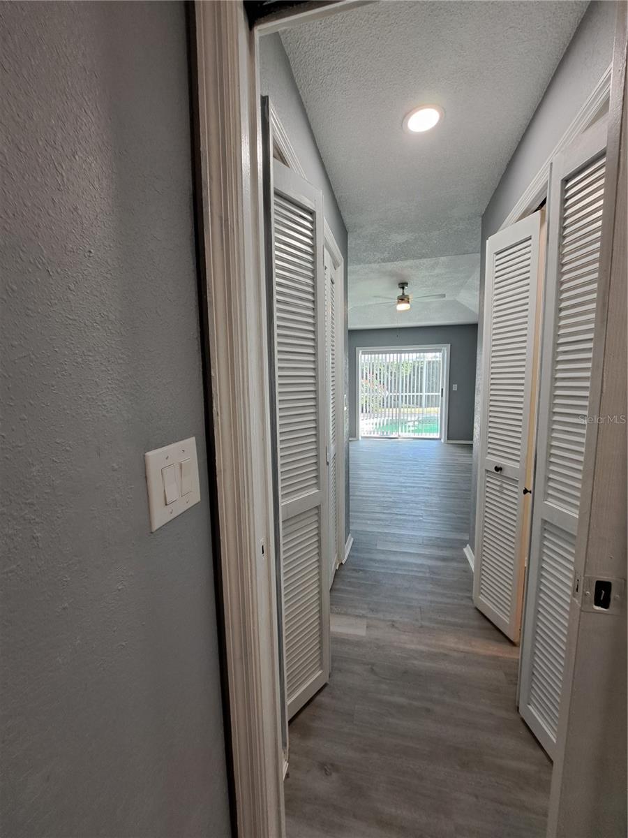 Image 46 of 94 For 26 Clintwood Avenue