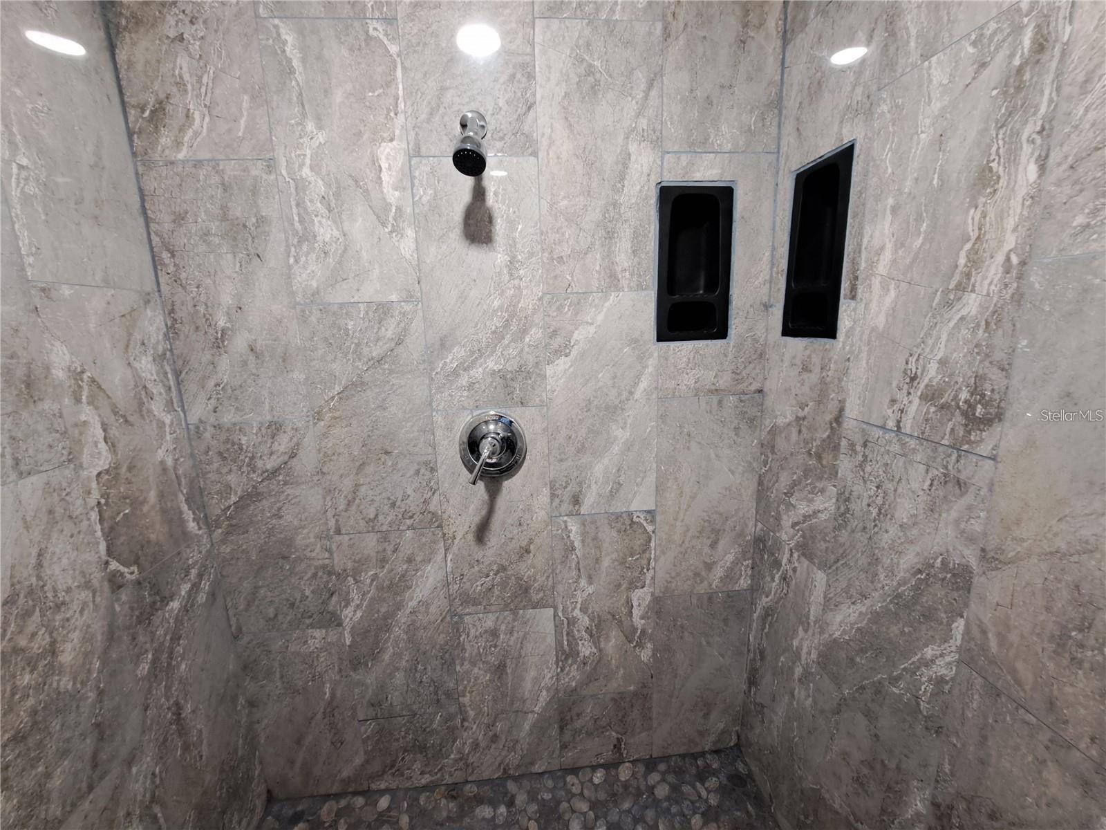 Image 49 of 94 For 26 Clintwood Avenue