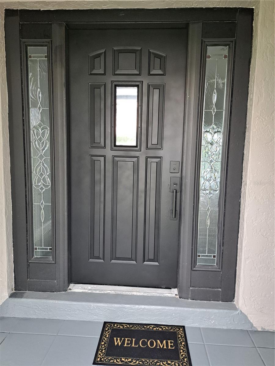 Image 5 of 94 For 26 Clintwood Avenue