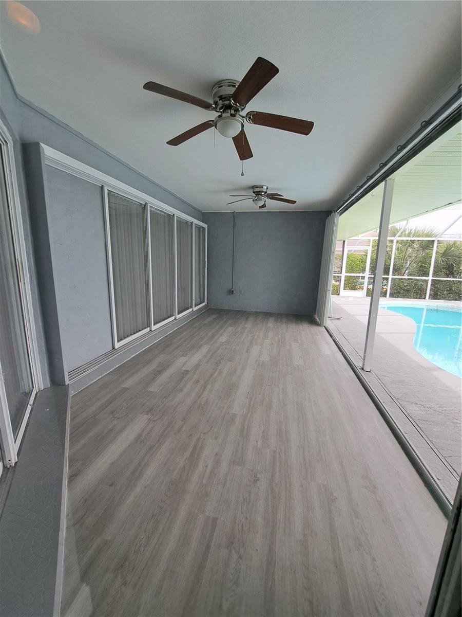 Image 54 of 94 For 26 Clintwood Avenue