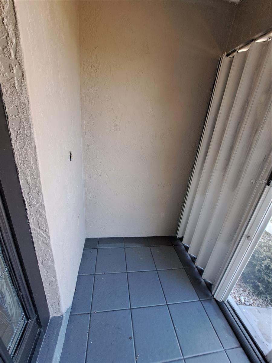 Image 60 of 94 For 26 Clintwood Avenue