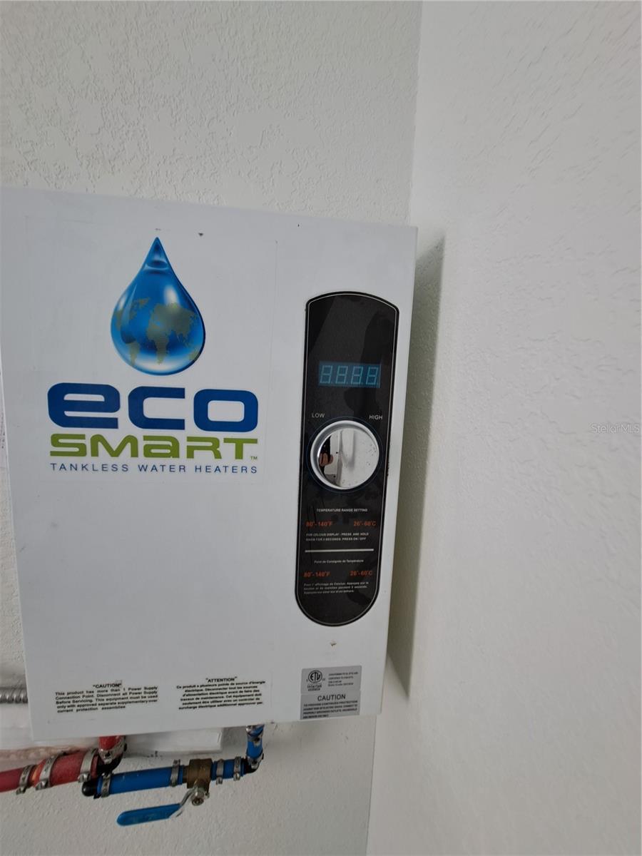 Image 64 of 94 For 26 Clintwood Avenue