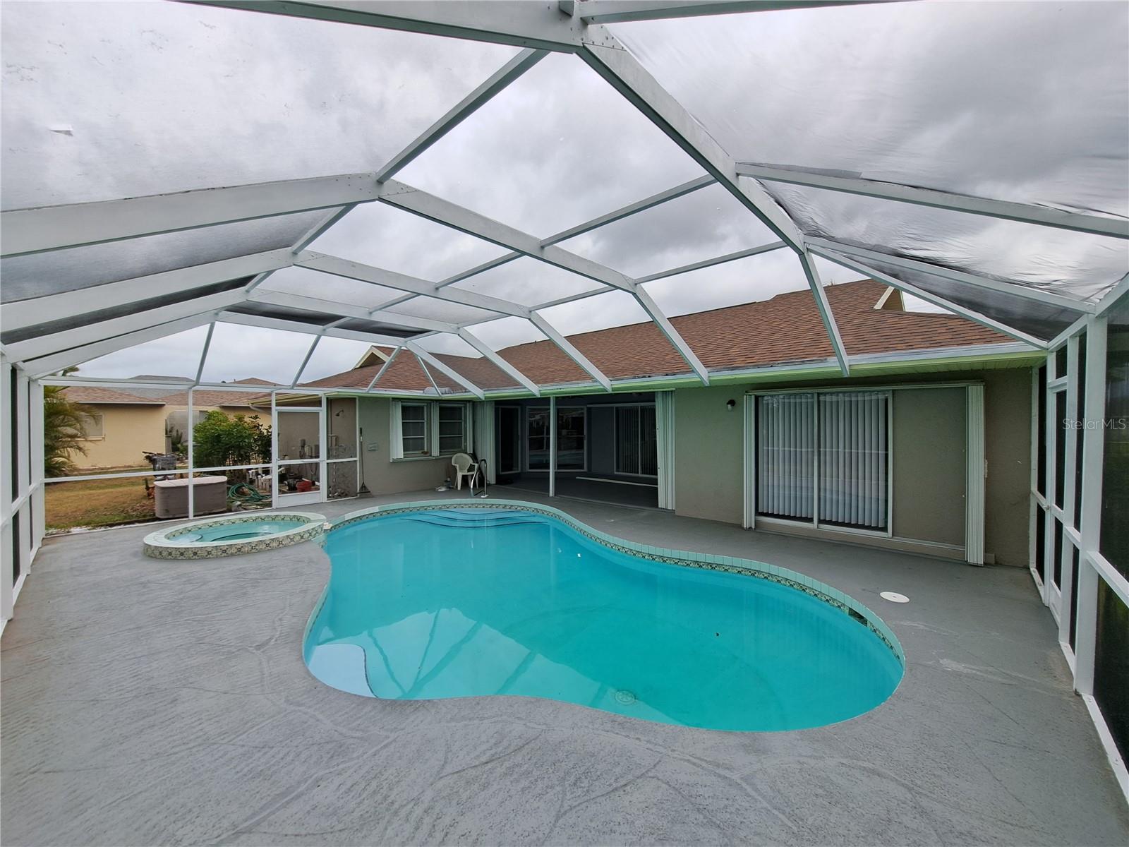 Image 92 of 94 For 26 Clintwood Avenue