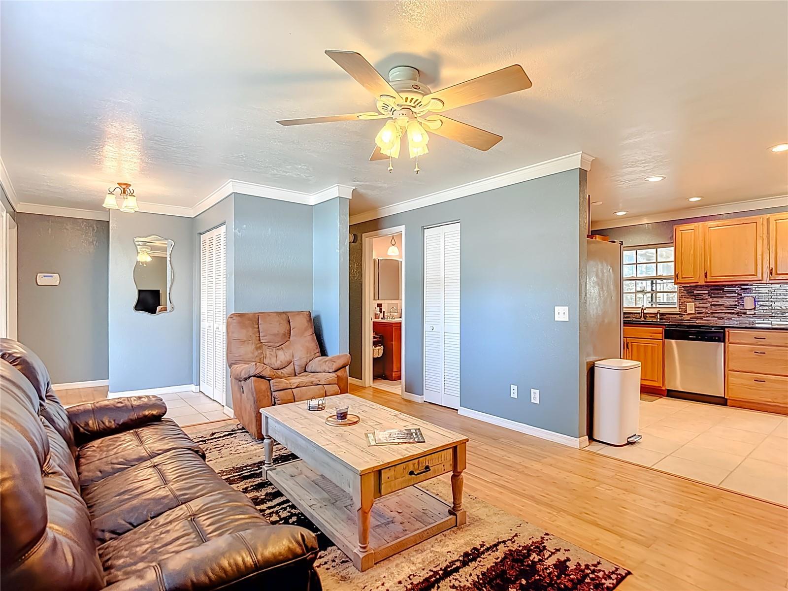 Image 10 of 52 For 501 Pheasant Place