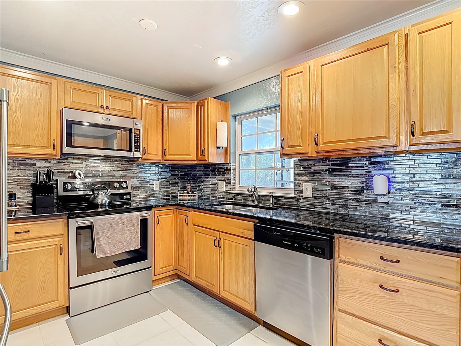 Image 17 of 52 For 501 Pheasant Place