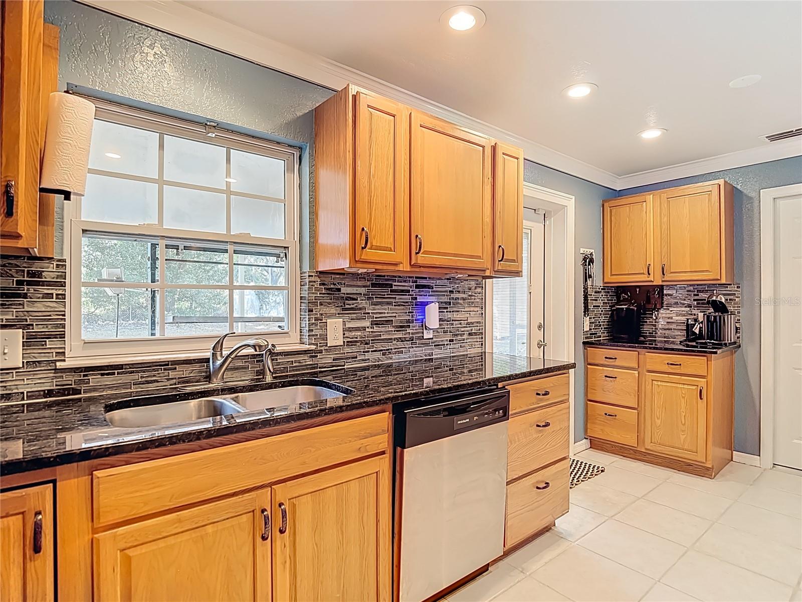 Image 18 of 52 For 501 Pheasant Place