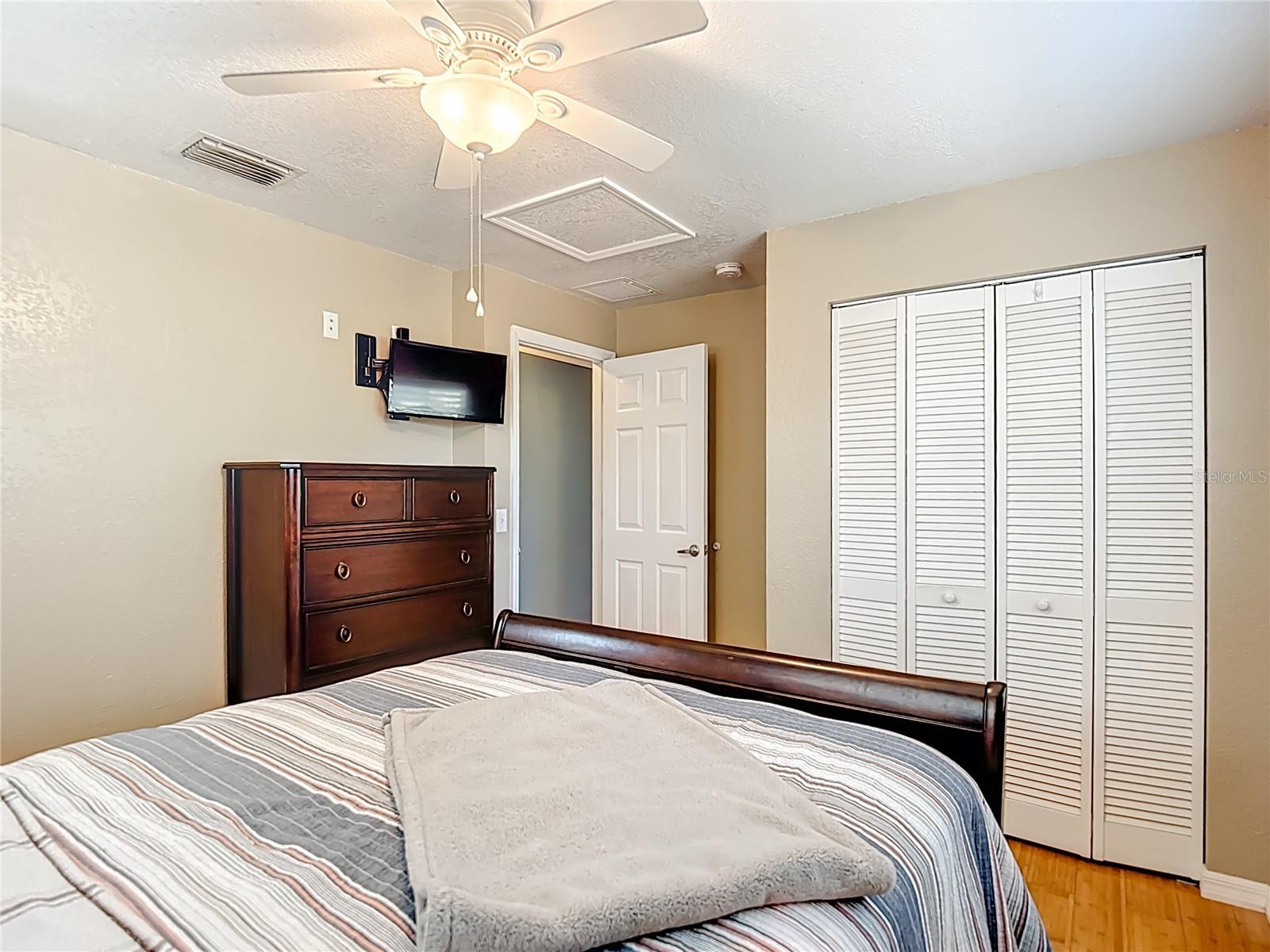 Image 29 of 52 For 501 Pheasant Place