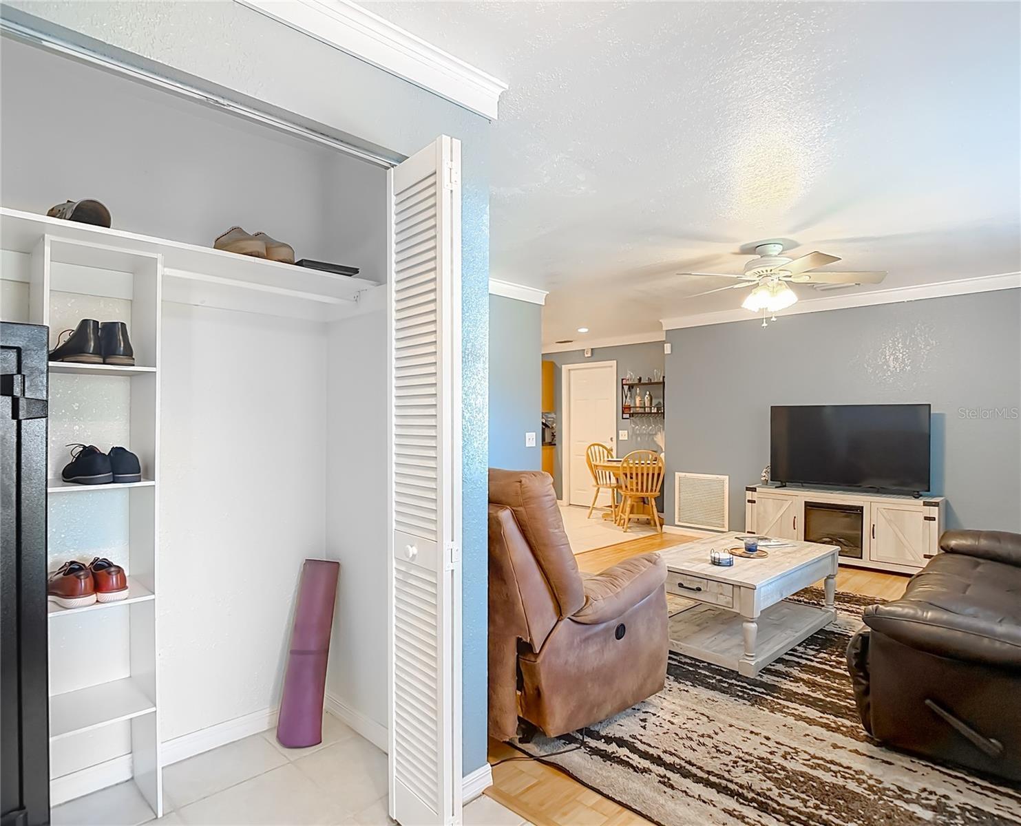 Image 6 of 52 For 501 Pheasant Place