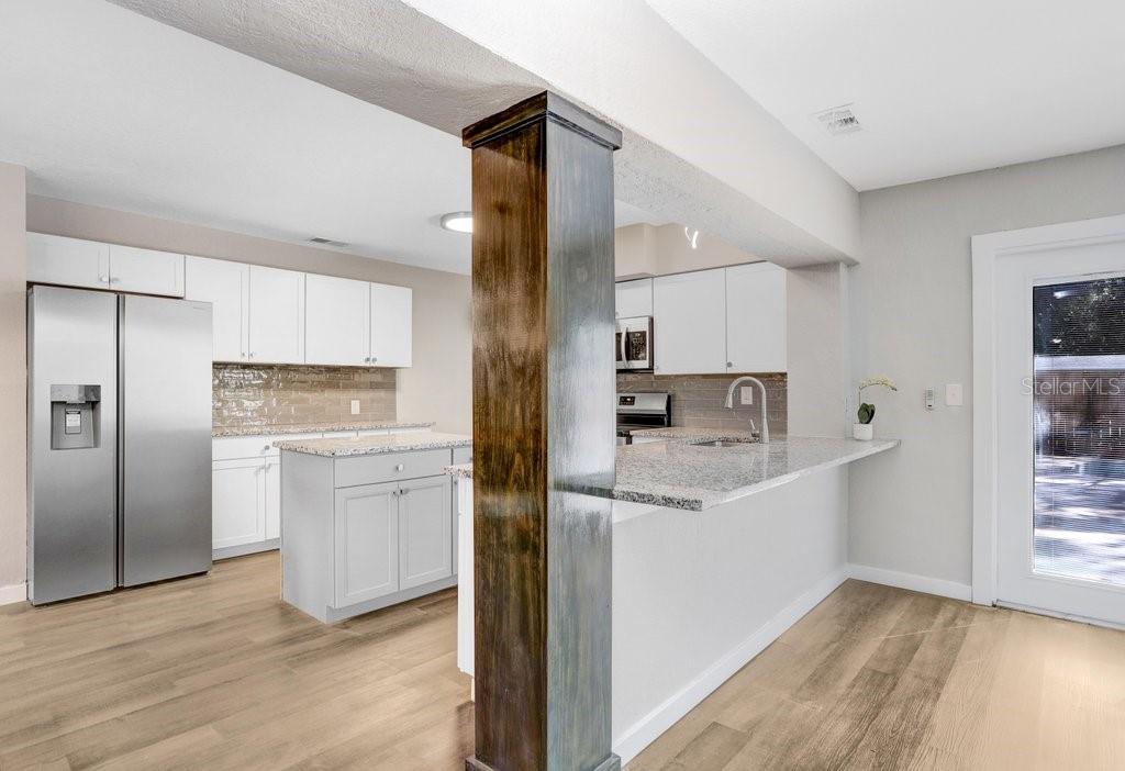 Image 14 of 28 For 5032 Chancellor Street Ne