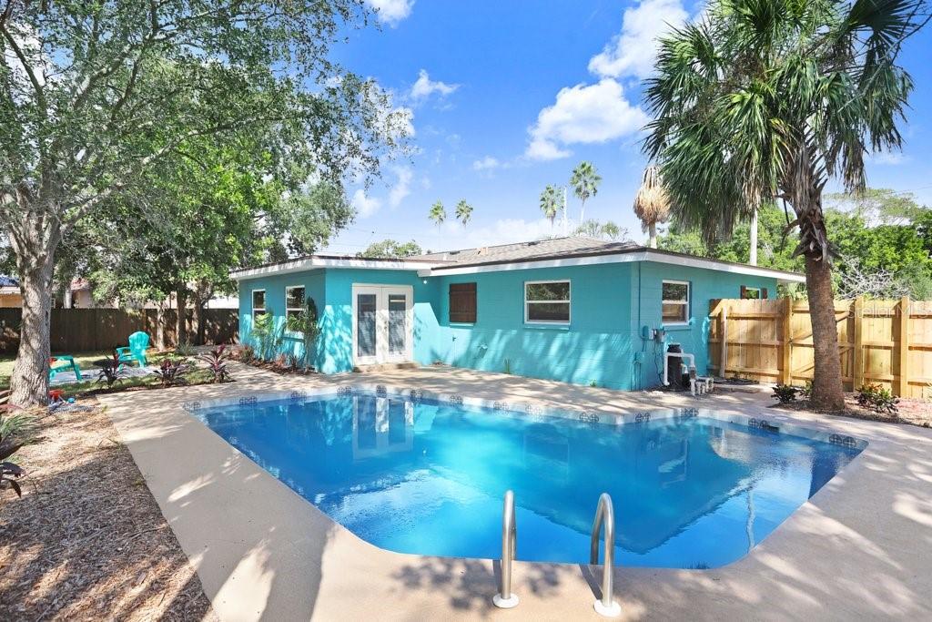 Image 2 of 28 For 5032 Chancellor Street Ne