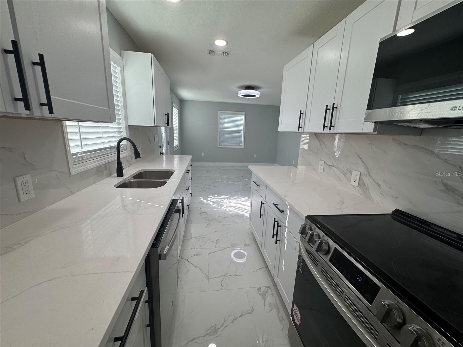 Image 5 of 20 For 5504 60th Way N A