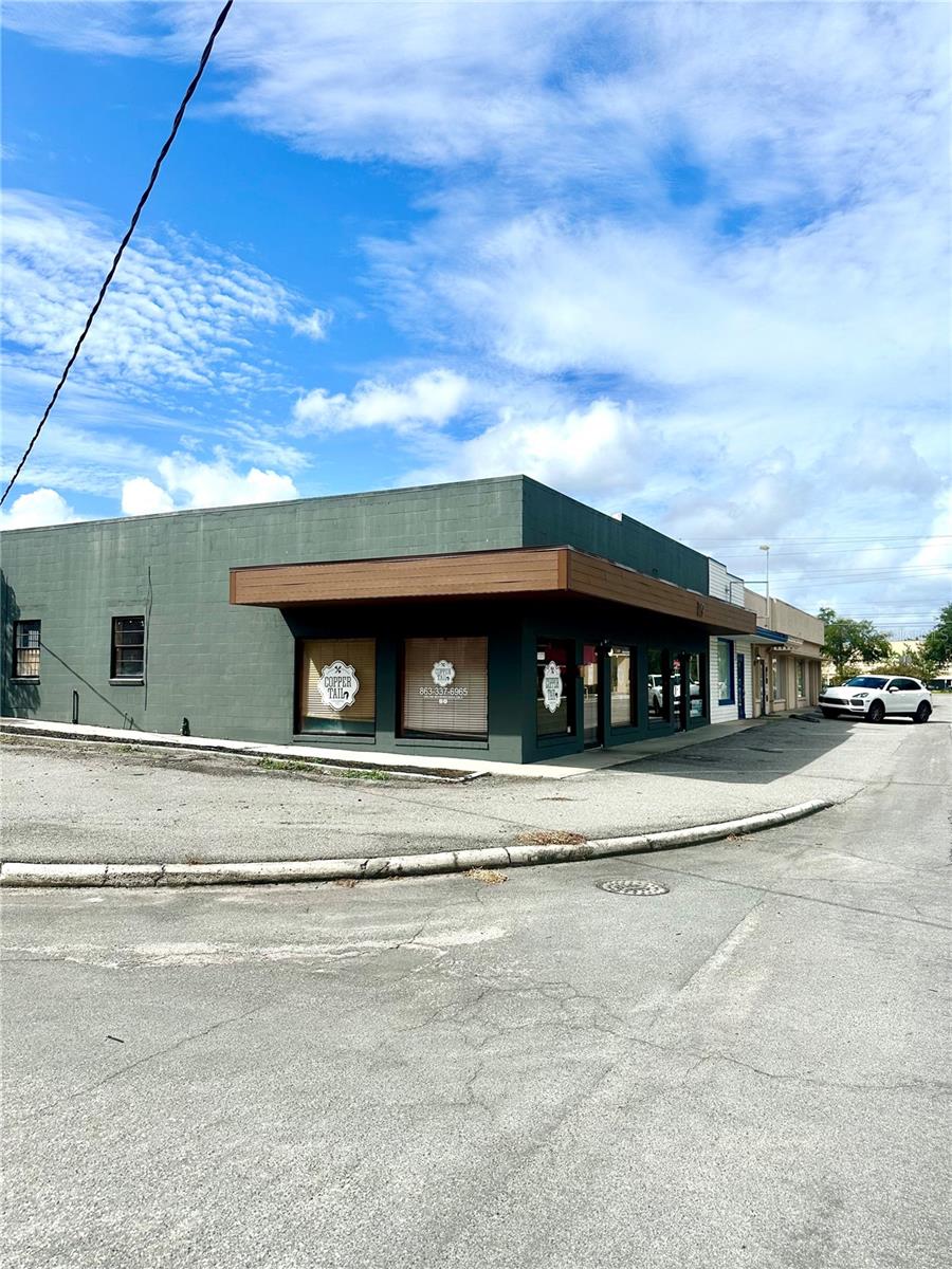 Image 2 of 7 For 119 Allamanda Drive