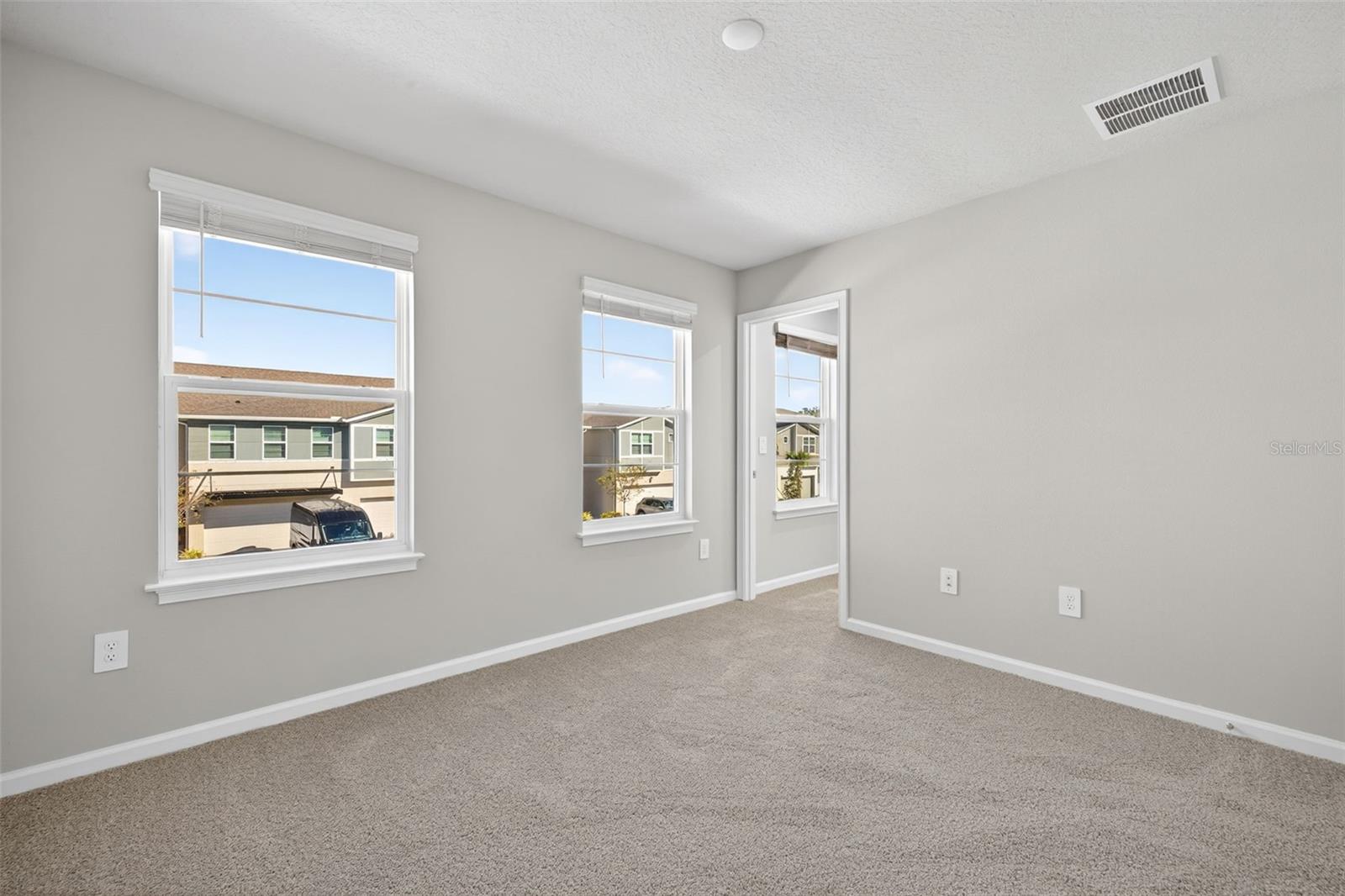 Image 23 of 33 For 3422 Timber Crossing Avenue