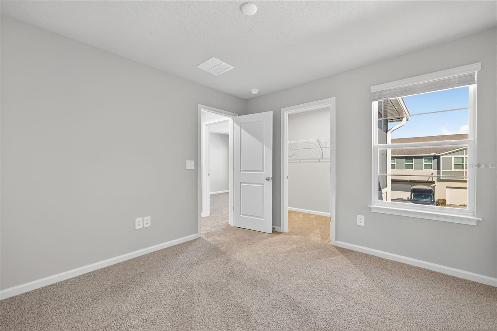 Image 25 of 33 For 3422 Timber Crossing Avenue