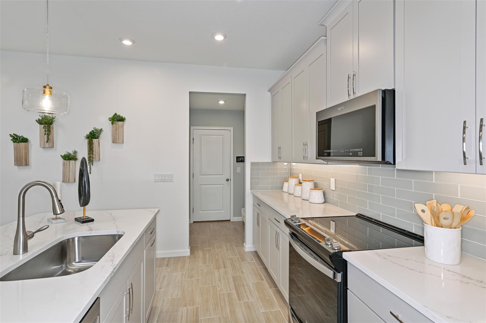 Image 5 of 22 For 3422 Timber Crossing Avenue