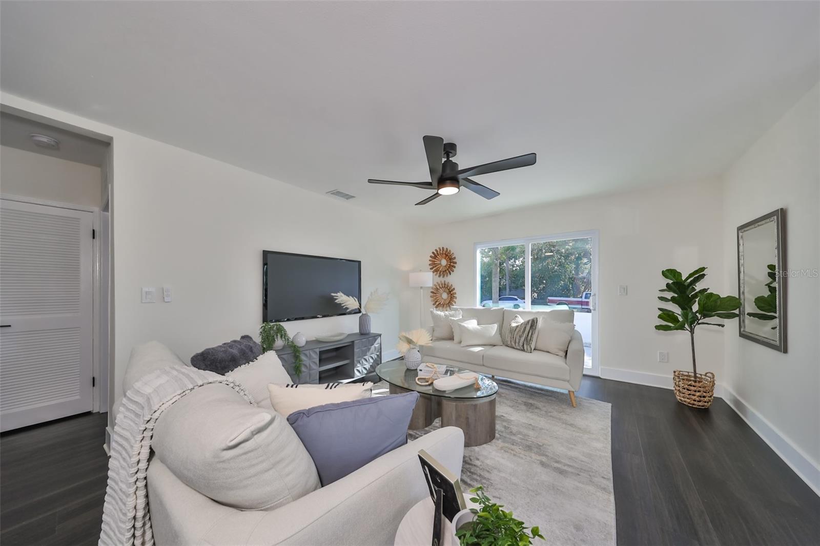 Image 13 of 40 For 1846 3rd Street S