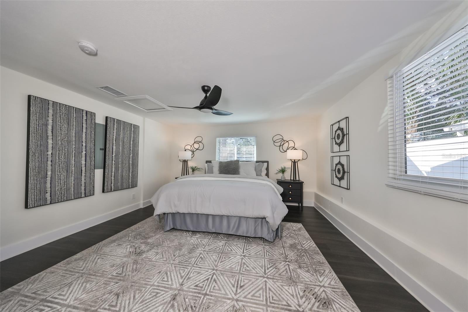 Image 31 of 40 For 1846 3rd Street S