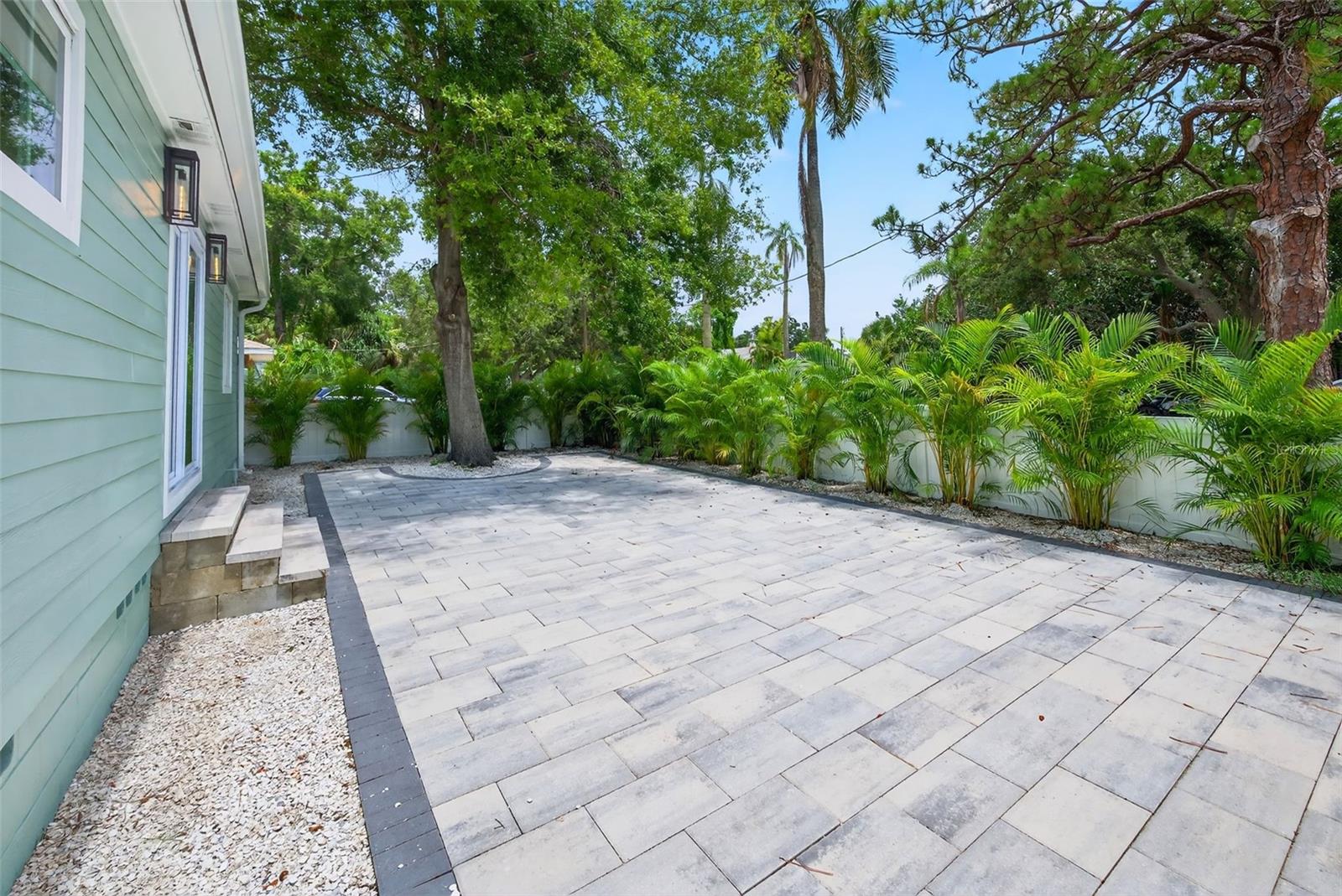 Image 36 of 40 For 1846 3rd Street S