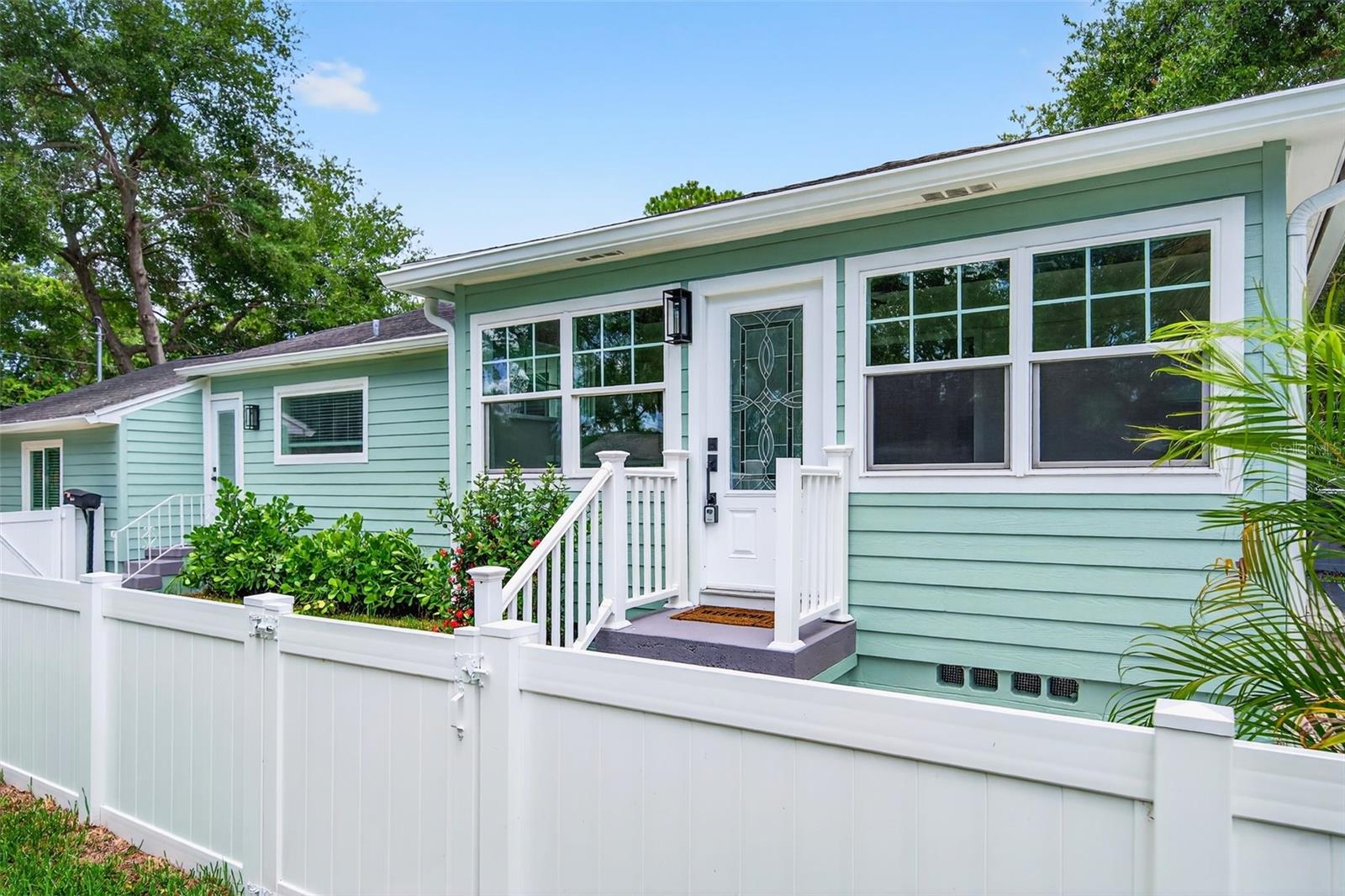 Image 7 of 40 For 1846 3rd Street S