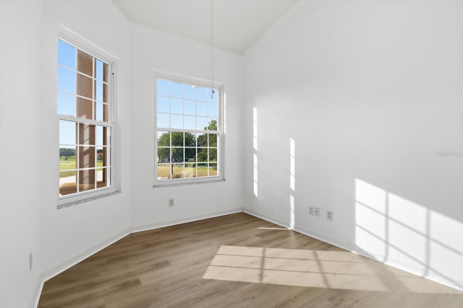 Image 24 of 37 For 271 Hambletonian Drive