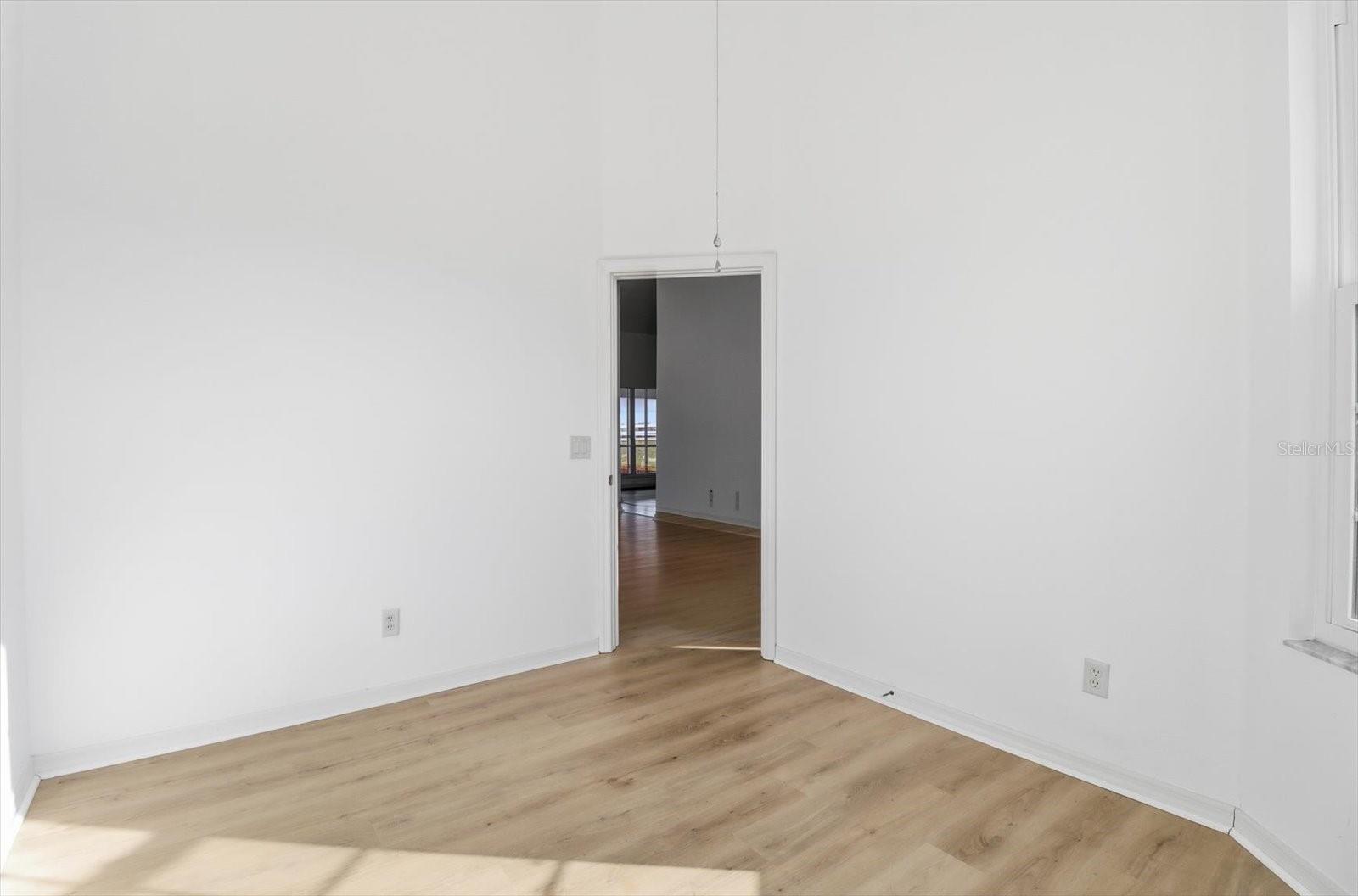 Image 25 of 37 For 271 Hambletonian Drive