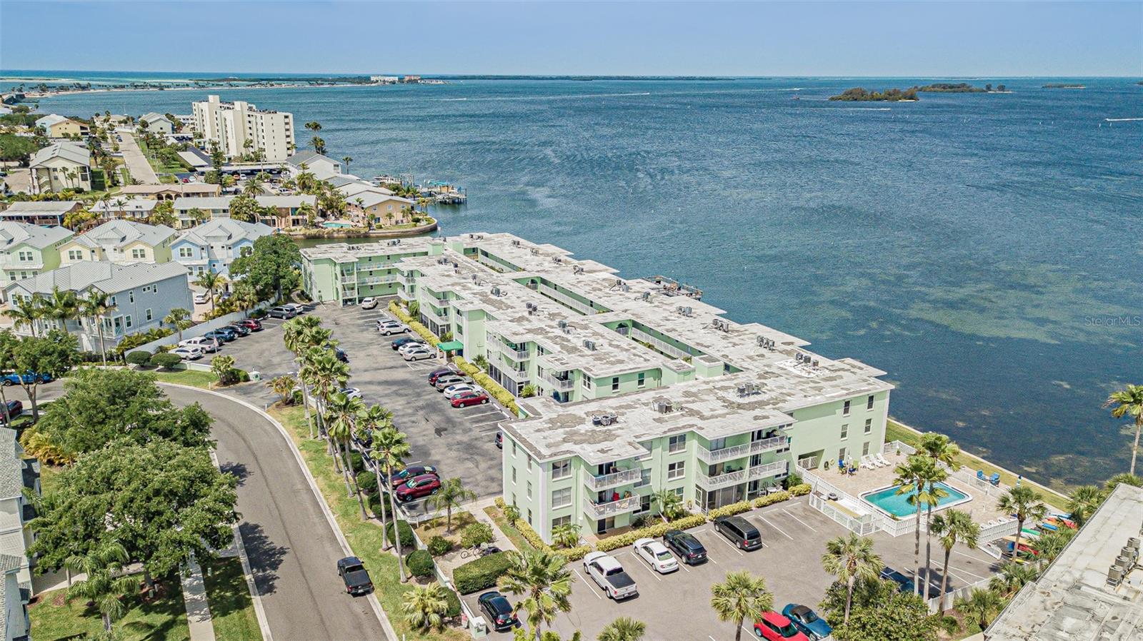 Image 2 of 45 For 464 Paula Drive N 116