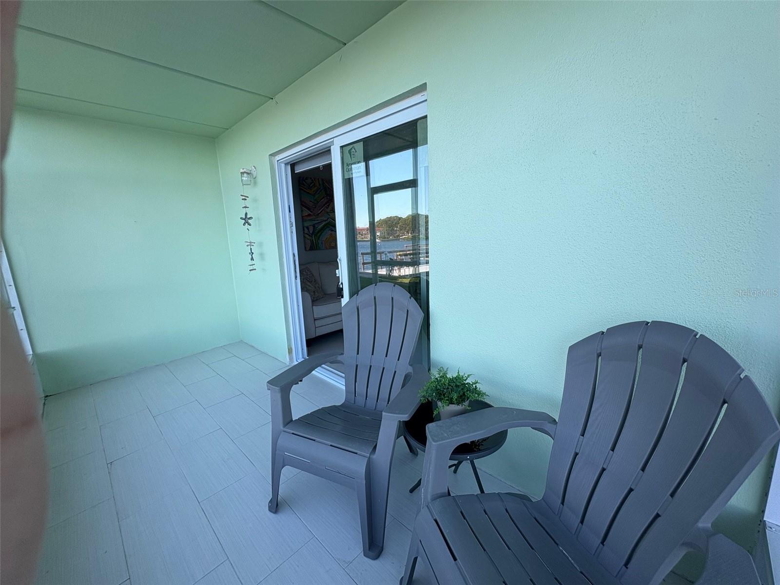 Image 33 of 45 For 464 Paula Drive N 116