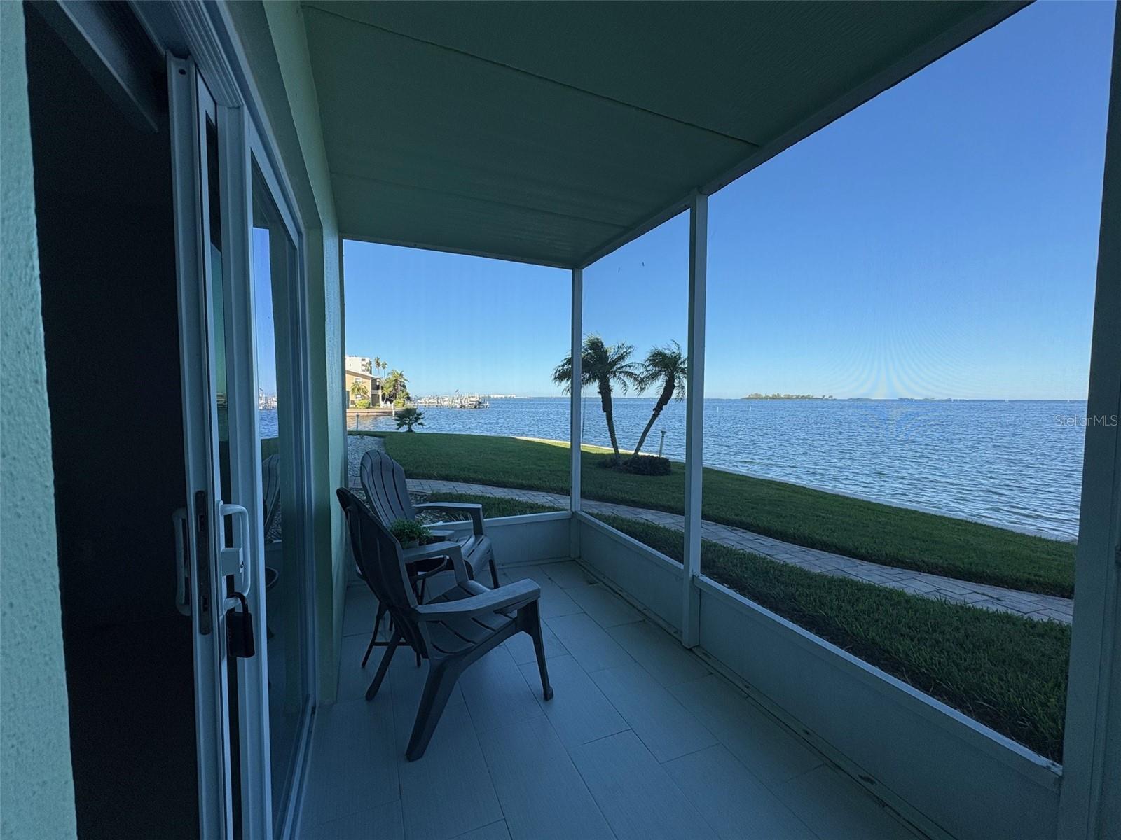 Image 34 of 45 For 464 Paula Drive N 116