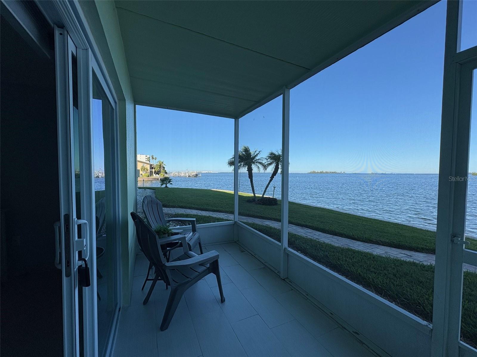 Image 35 of 45 For 464 Paula Drive N 116