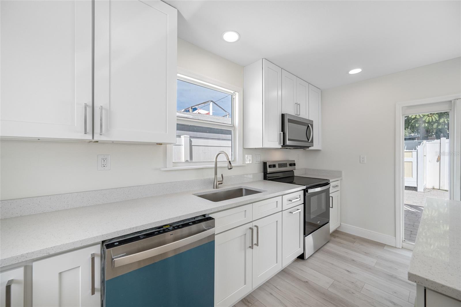 Image 9 of 60 For 130 87th Avenue