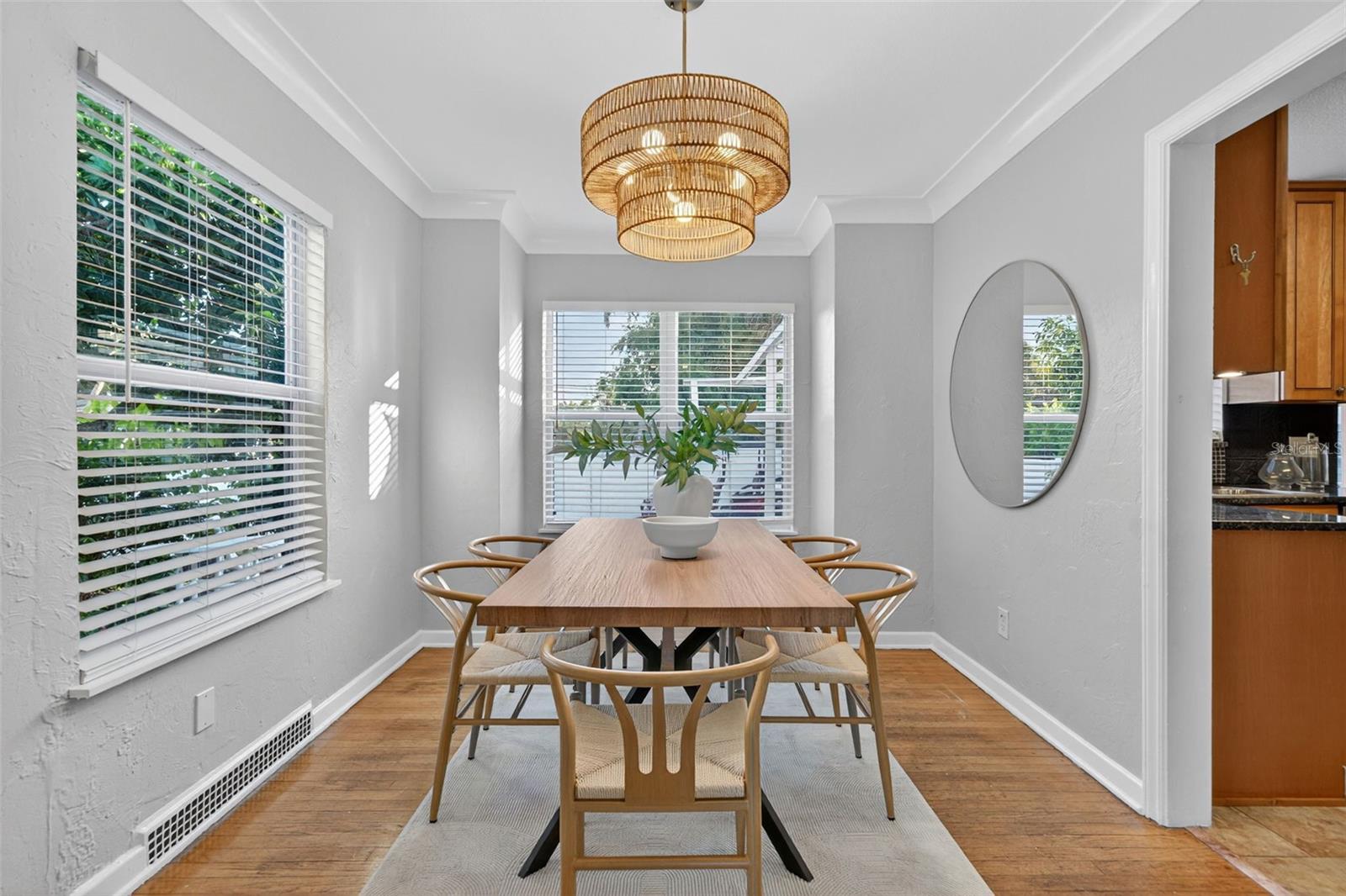 Image 22 of 90 For 4900 27th Avenue S