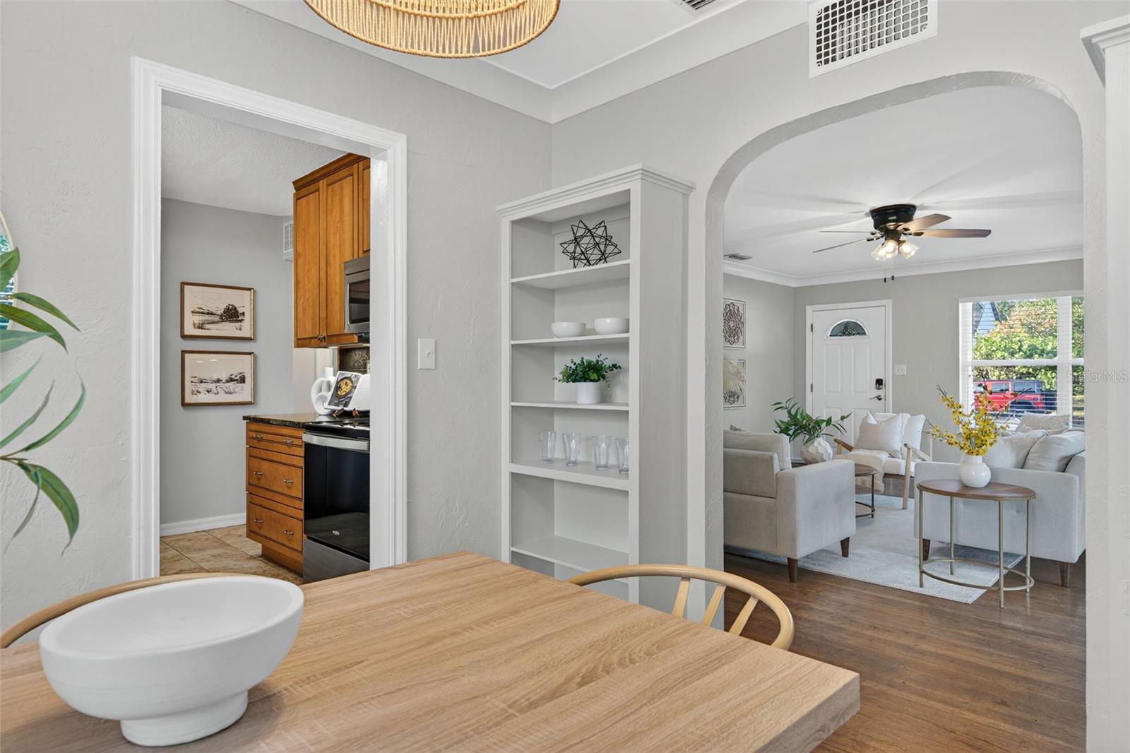 Image 25 of 90 For 4900 27th Avenue S