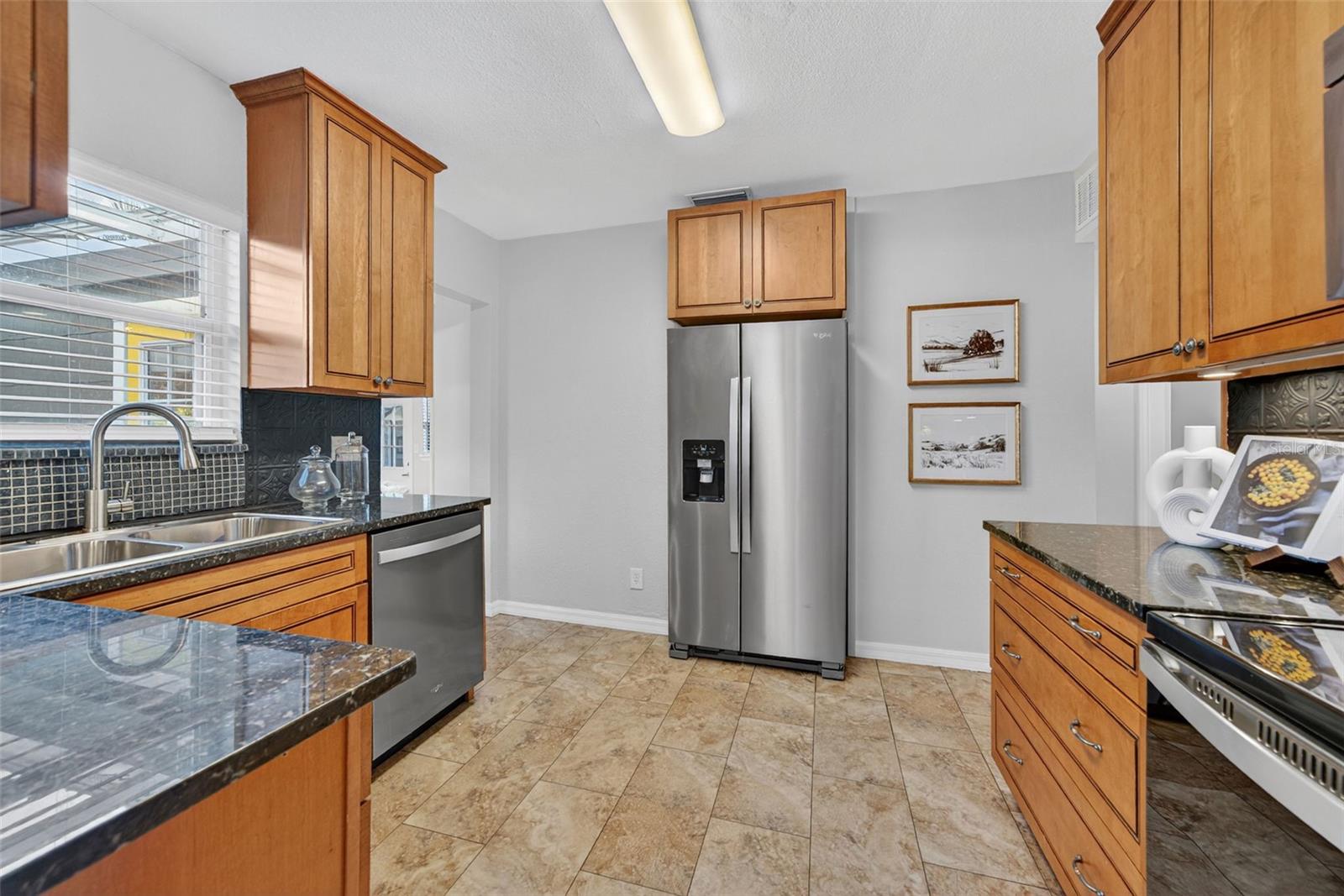 Image 27 of 90 For 4900 27th Avenue S