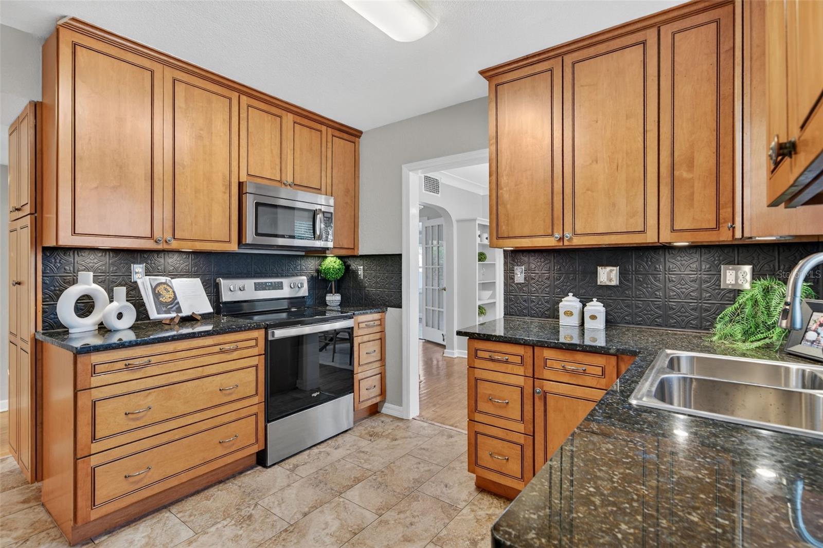 Image 28 of 90 For 4900 27th Avenue S