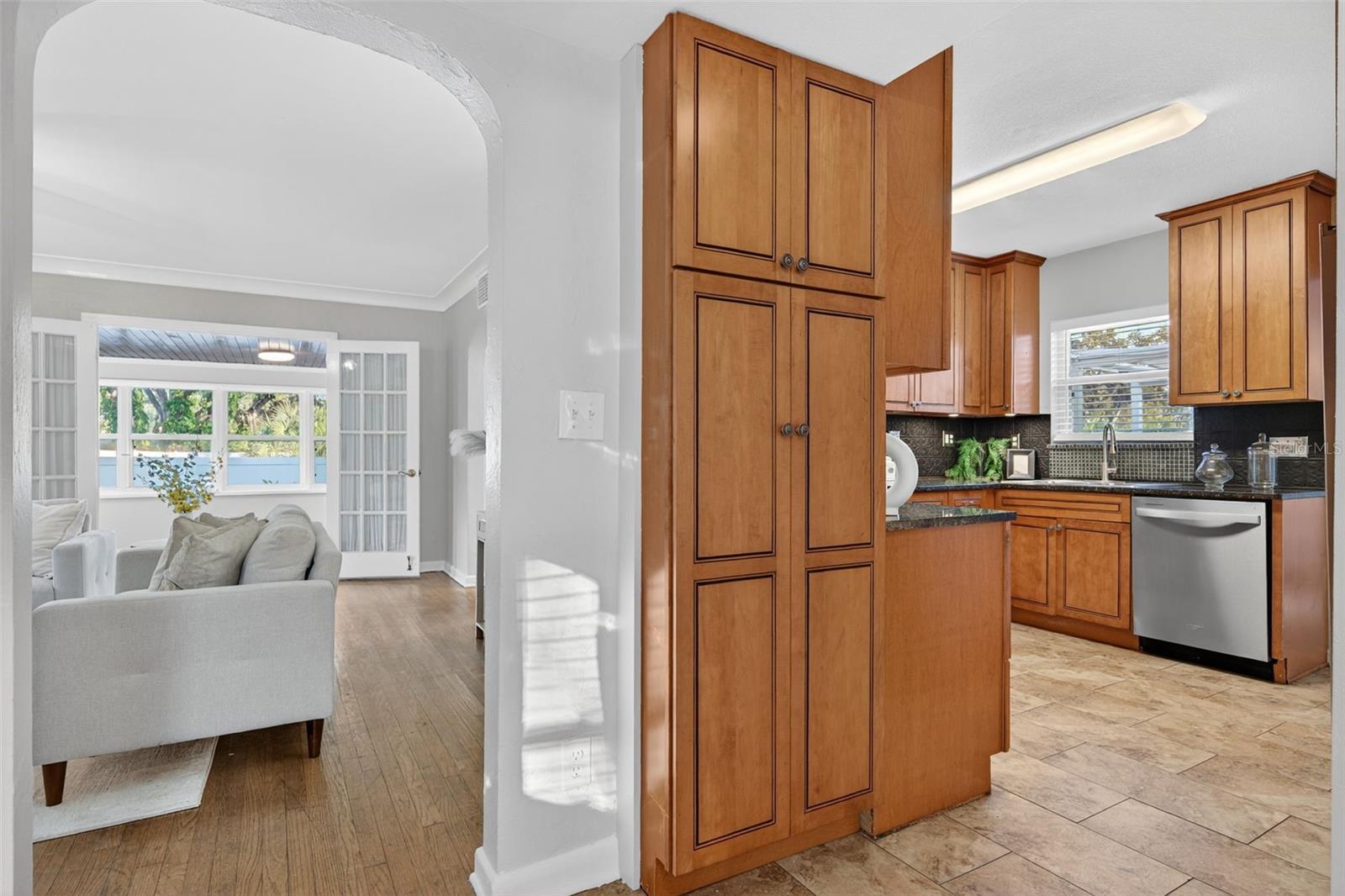 Image 33 of 90 For 4900 27th Avenue S