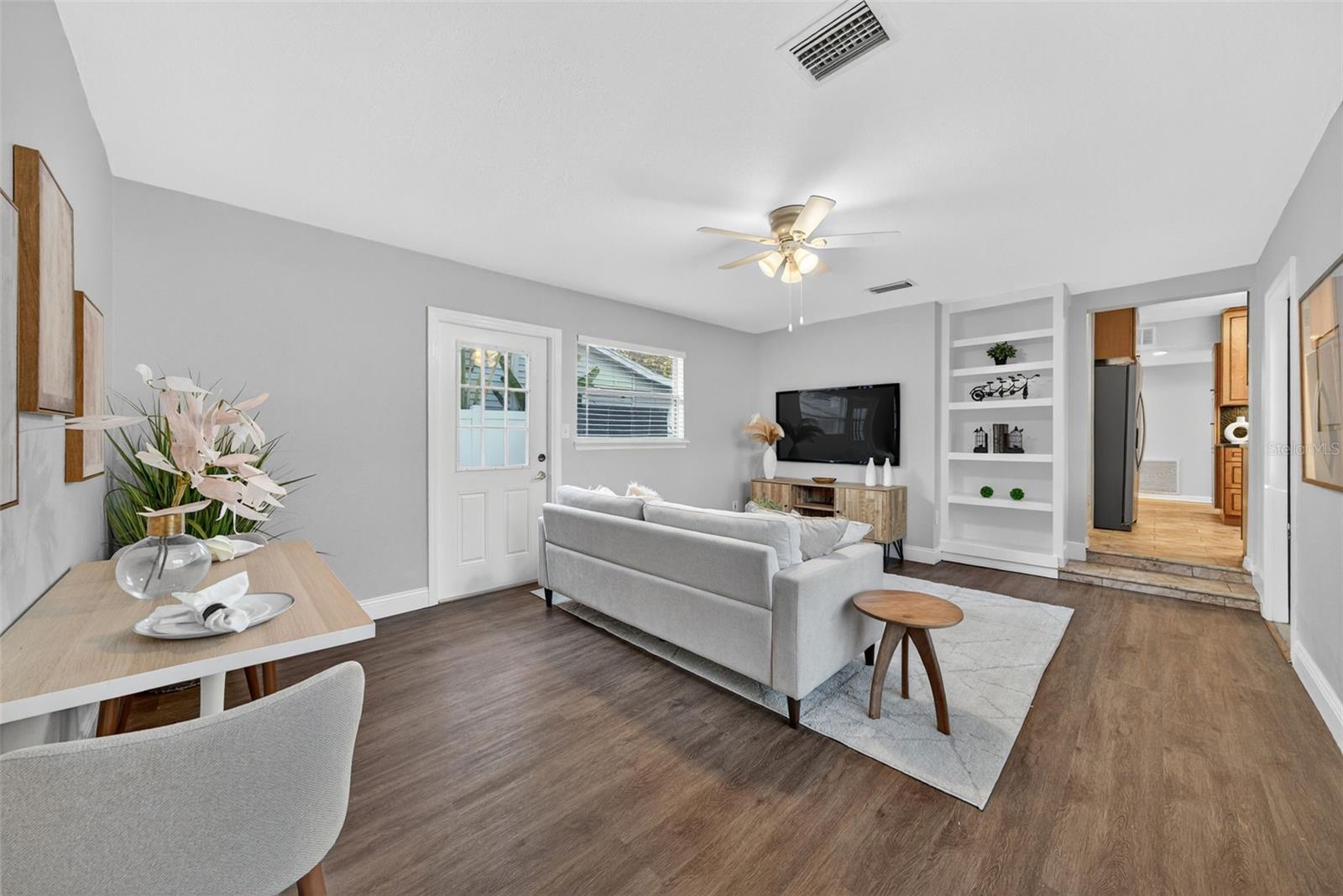 Image 44 of 90 For 4900 27th Avenue S